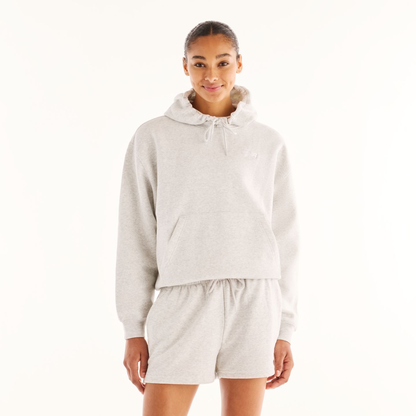 Женское худи New Balance Sport Essentials Fleece, цвет: Пепельный меланжевый — фото 1