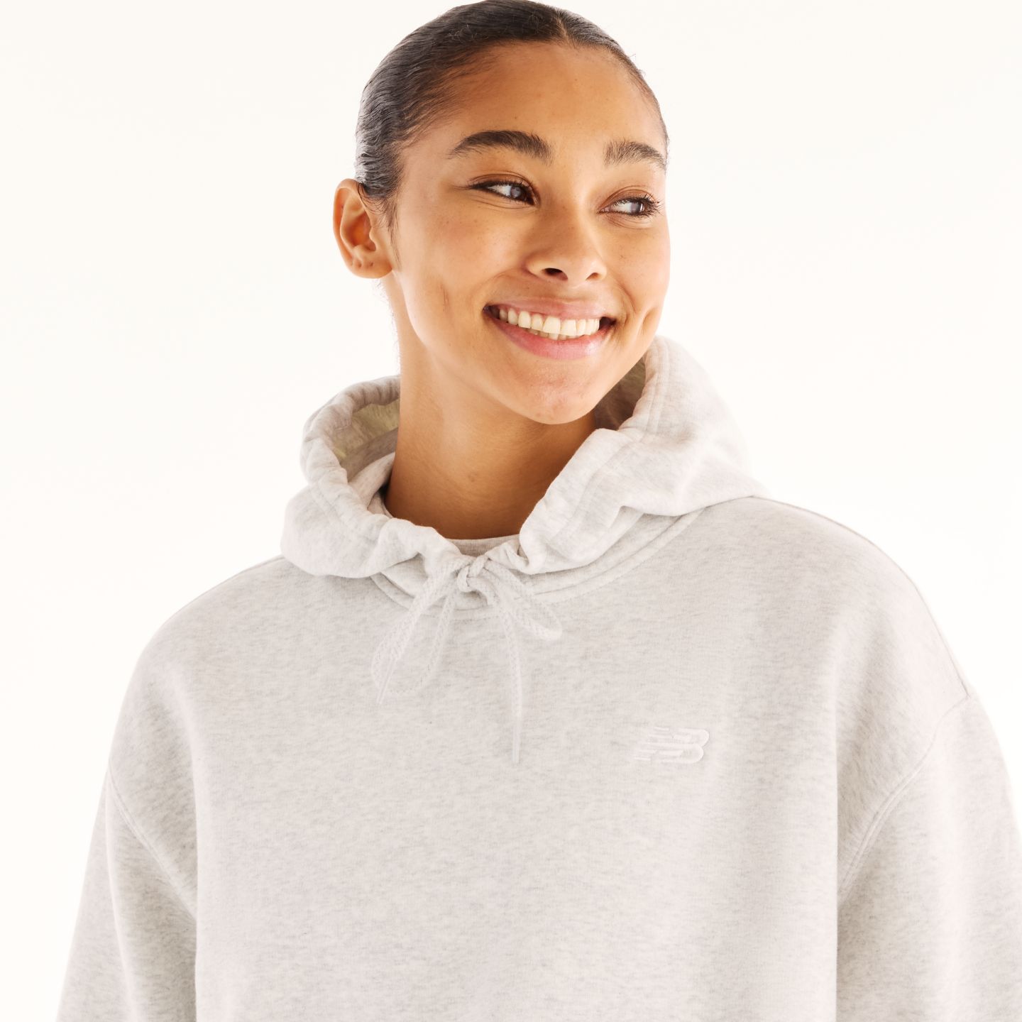 Женское худи New Balance Sport Essentials Fleece, цвет: Пепельный меланжевый — фото 2
