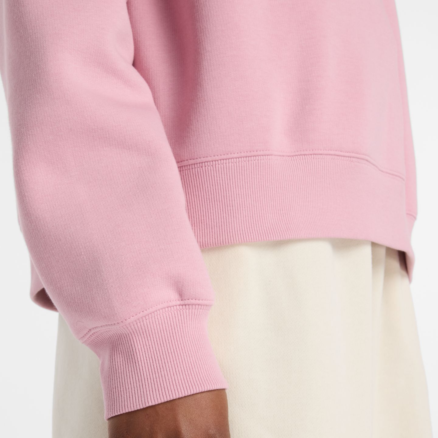 Женские худи New Balance Sport Essentials Fleece Crew, цвет: Розовый — фото 5