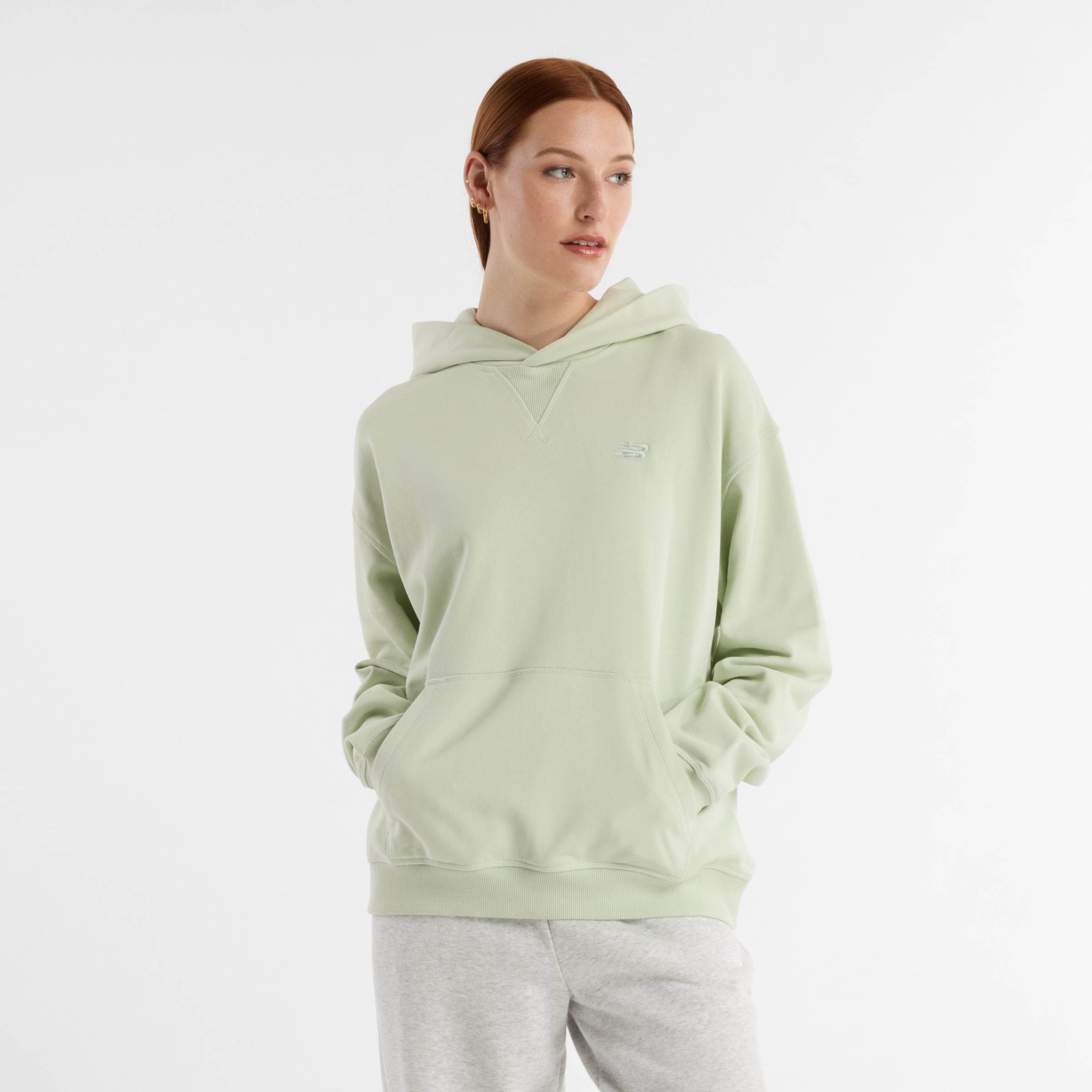 

New Balance Women's Athletics French Terry Hoodie Green - Green