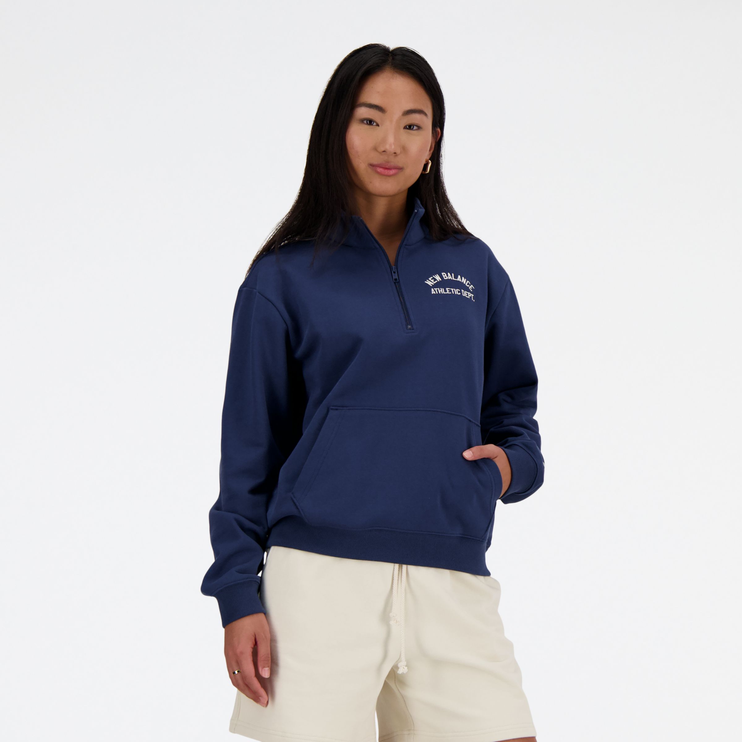 

New Balance Women's Sportswear's Greatest Hits Quarter Zip Blue - Blue