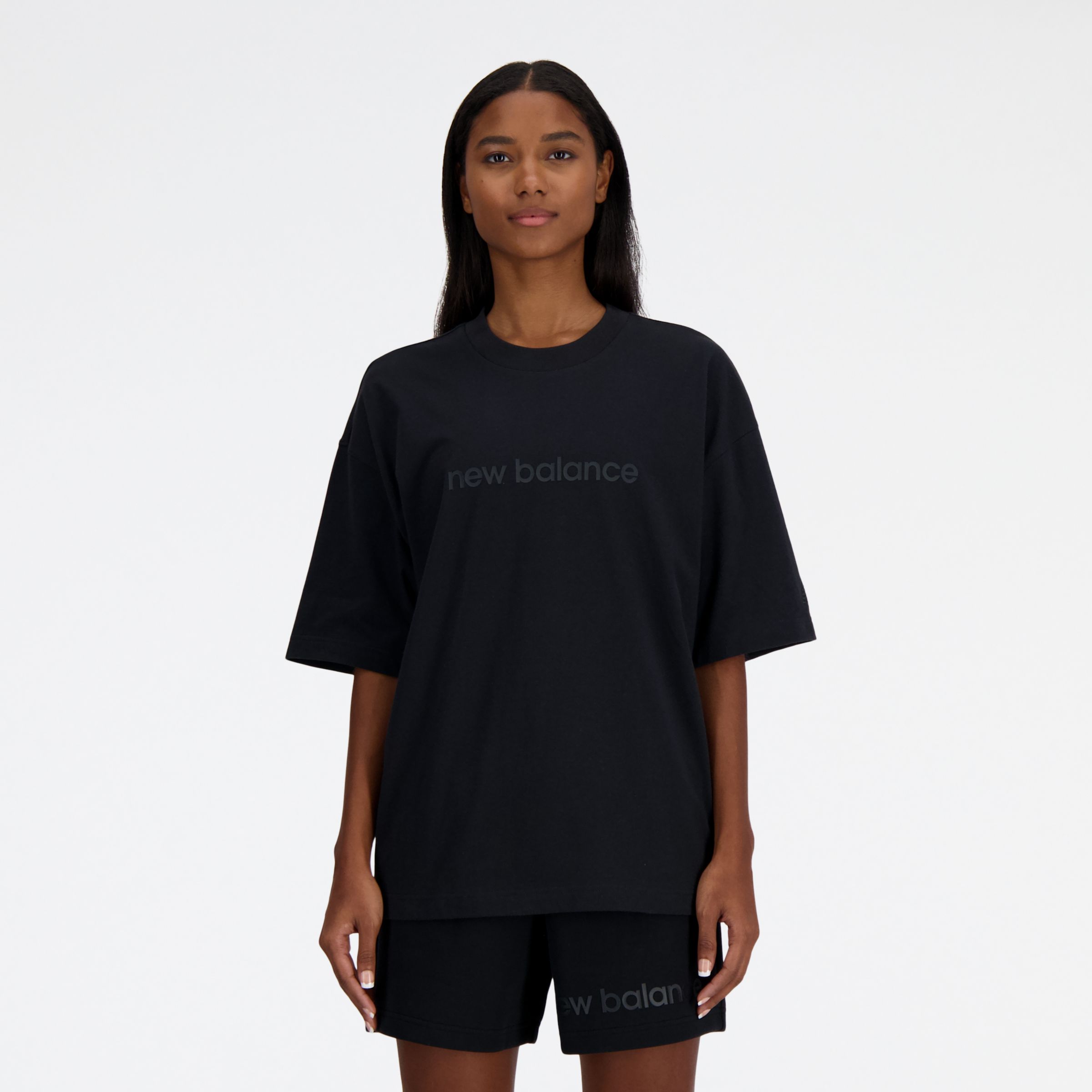 

New Balance Women's Hyper Density Jersey Oversized T-Shirt Black - Black