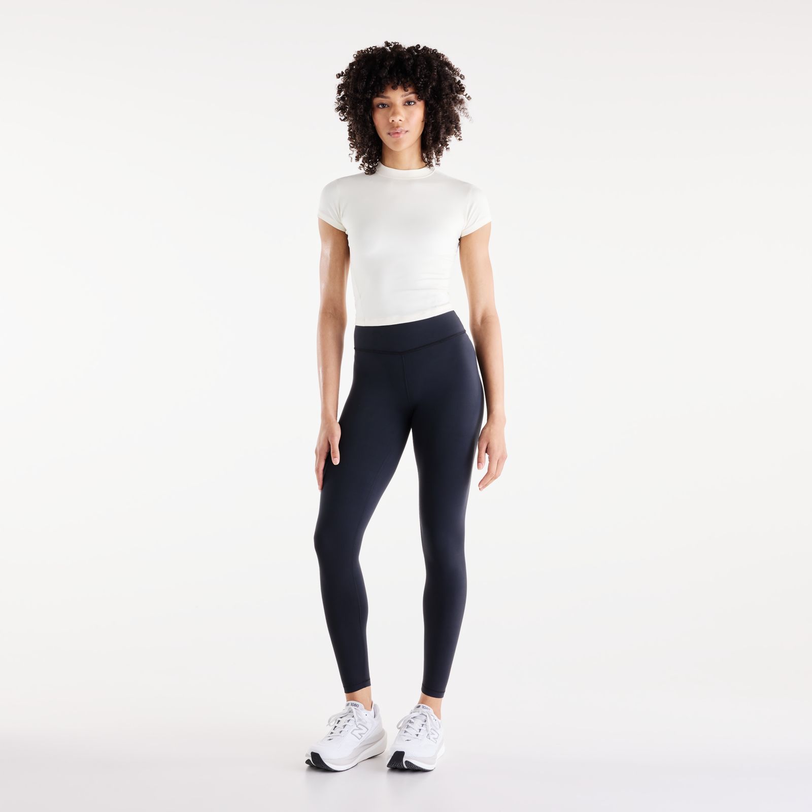 Женские футболки New Balance NB Define Fitted T-Shirt — фото 2
