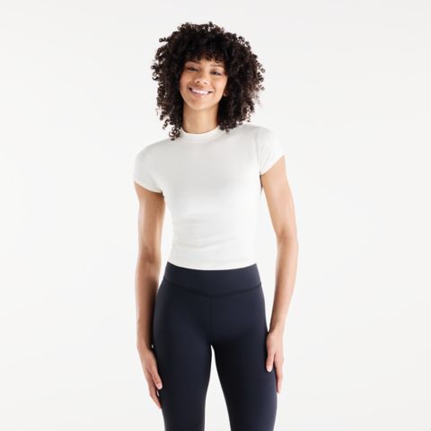 Женские футболки New Balance NB Define Fitted T-Shirt