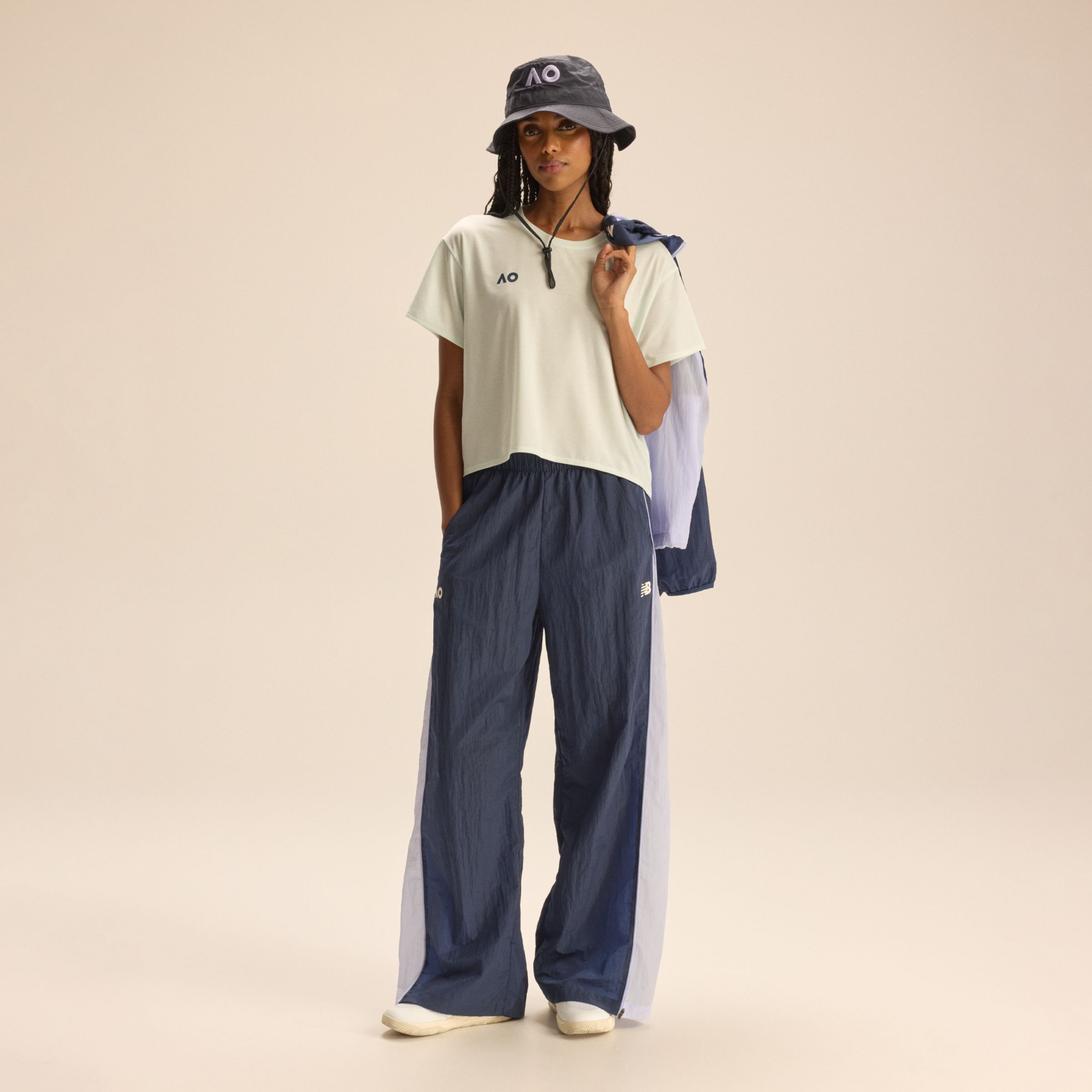 Australian Open Relaxed Performance Top