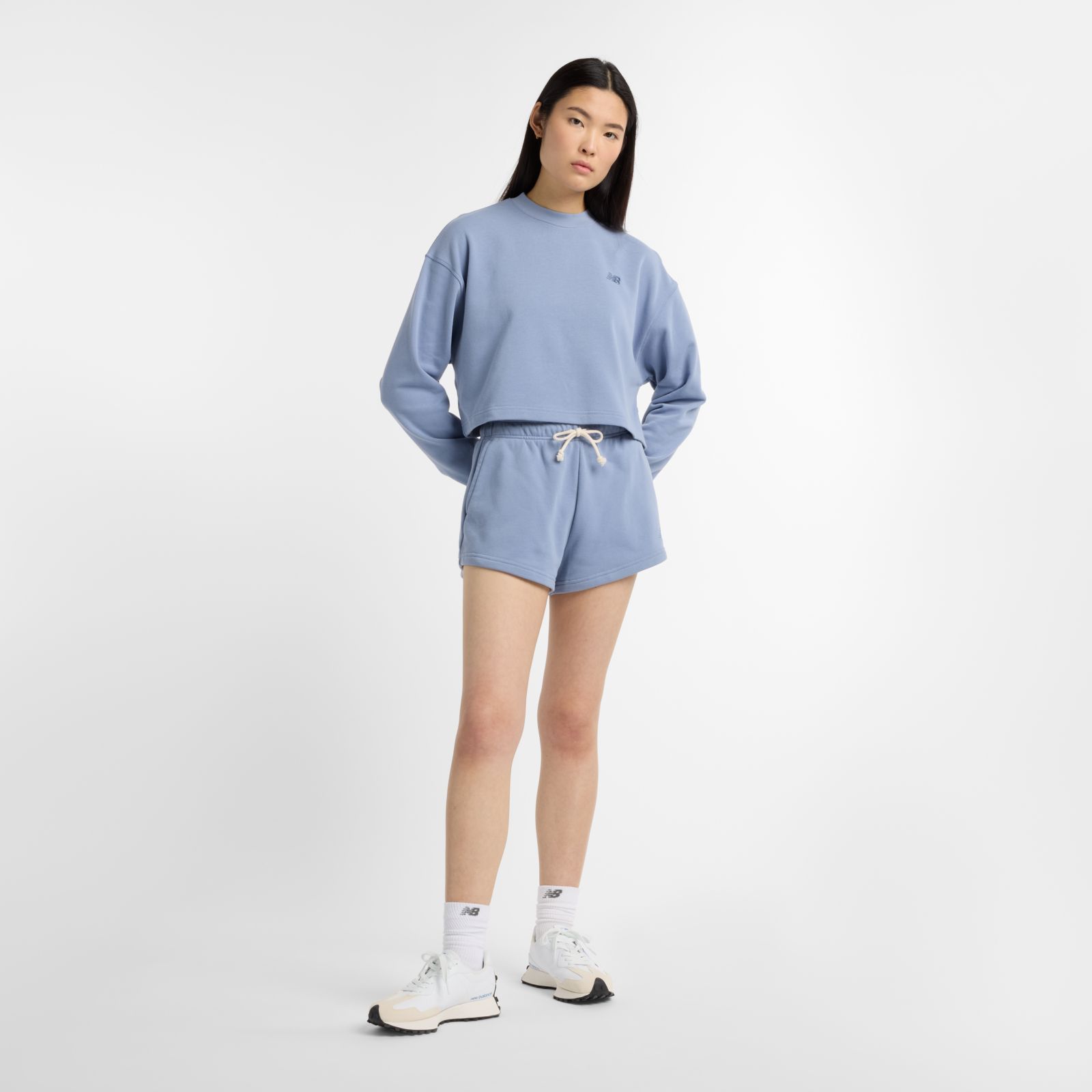 Женские худи New Balance Coastal Fleece Crew — фото 2