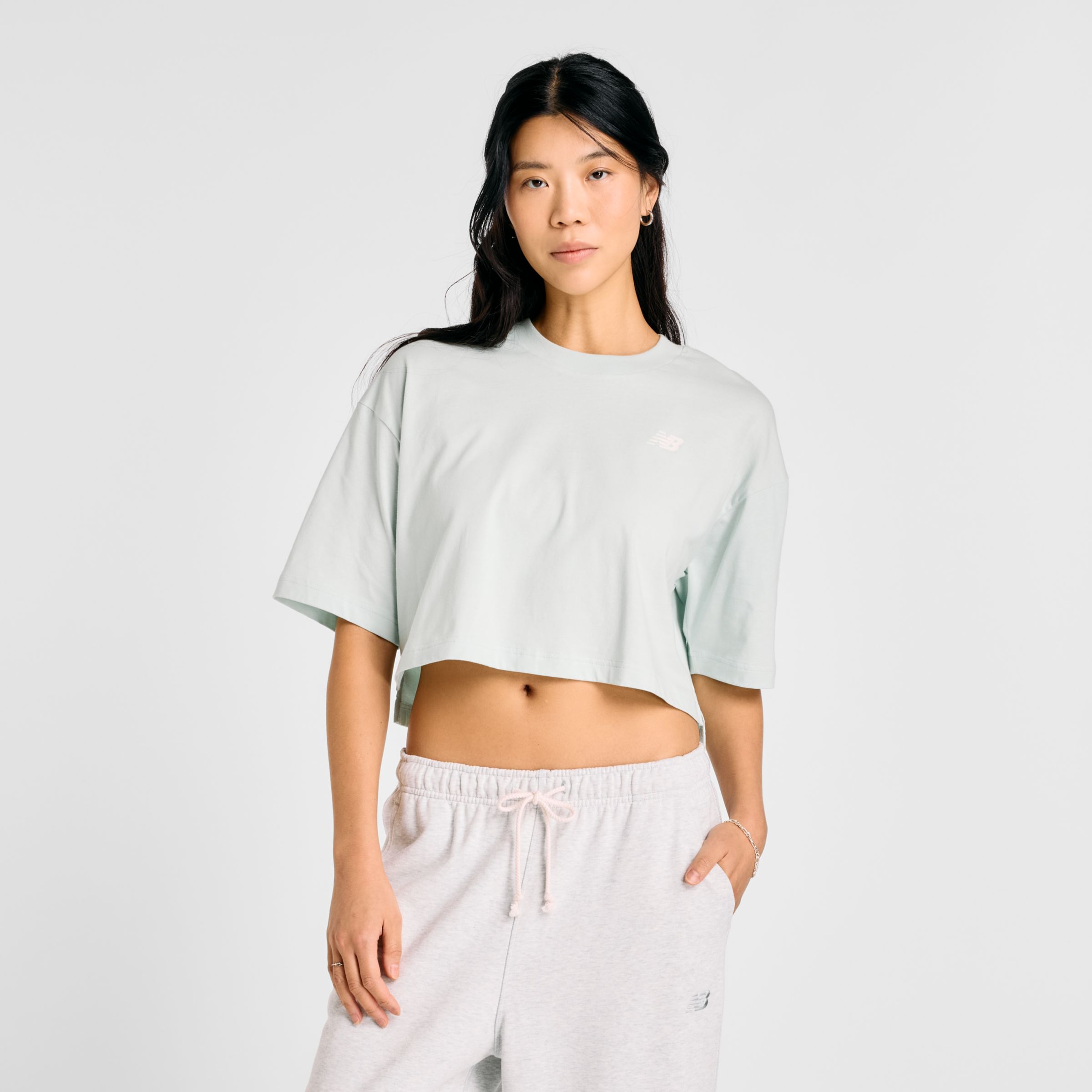 

New Balance Women's Reimagined Oversized Waist T-Shirt Green - Green