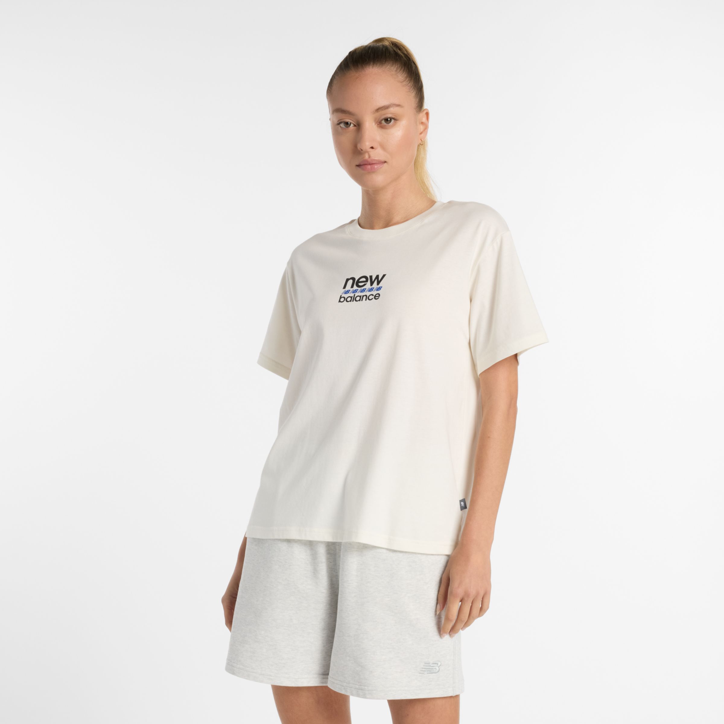

New Balance Women's Sport Relaxed Graphic T-Shirt White - White