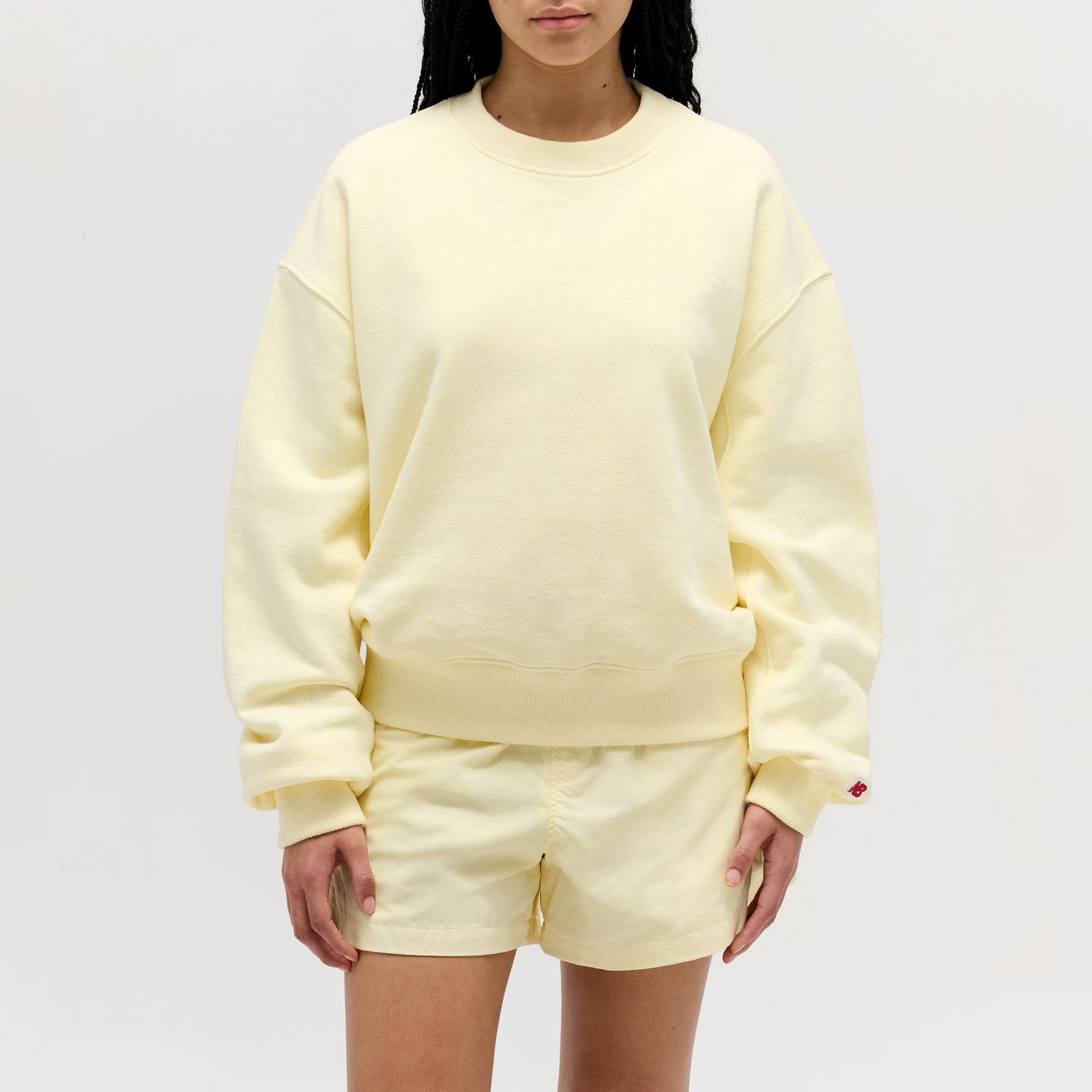Женский свитшот New Balance Made in USA Crewneck, цвет: Сияющий — фото 2