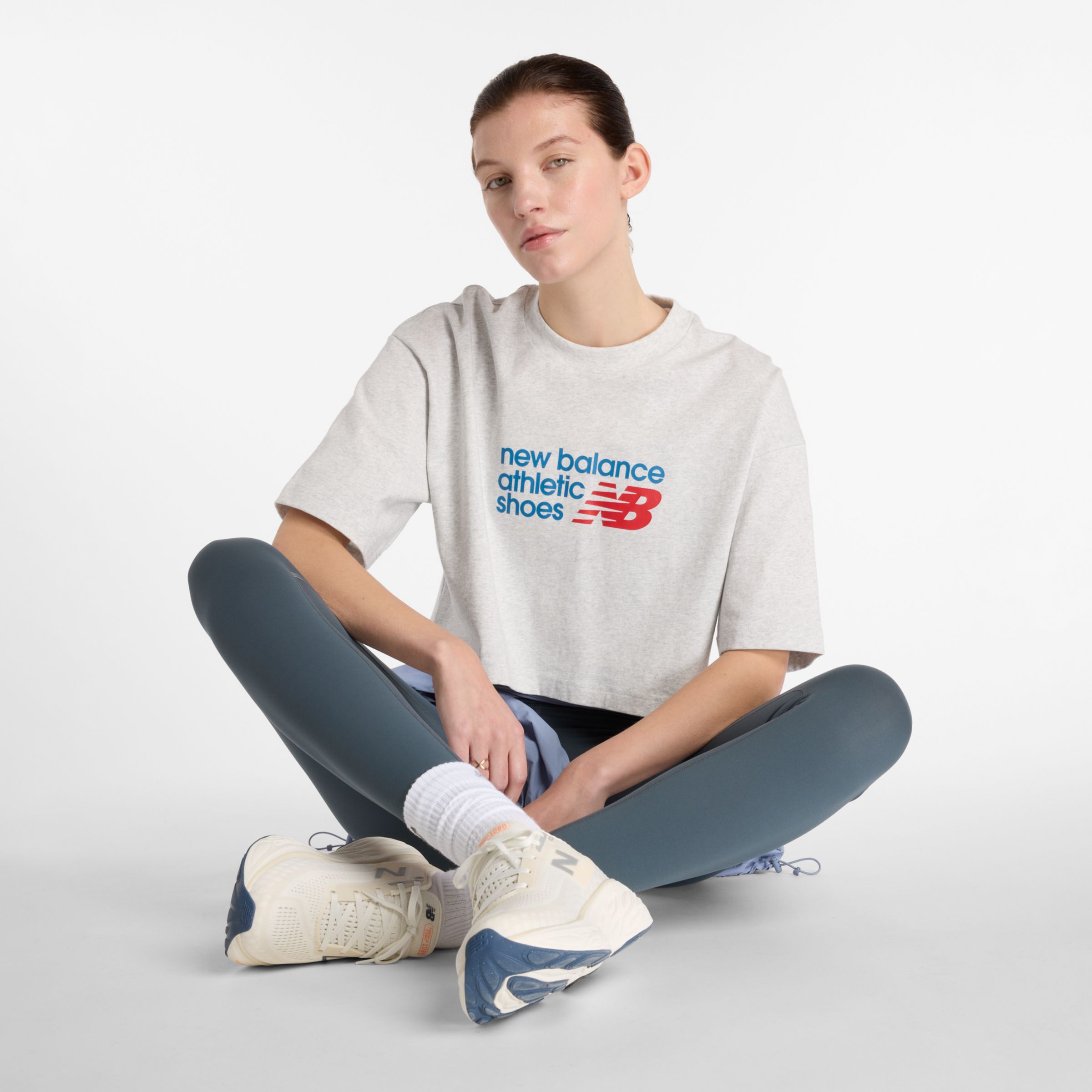 ☆関税込☆NEW BALANCE★Women Logo slimpit crop top Tシャツ★ ☆【New Balance】☆Women Logo slimpit crop top Tシャ.ツ