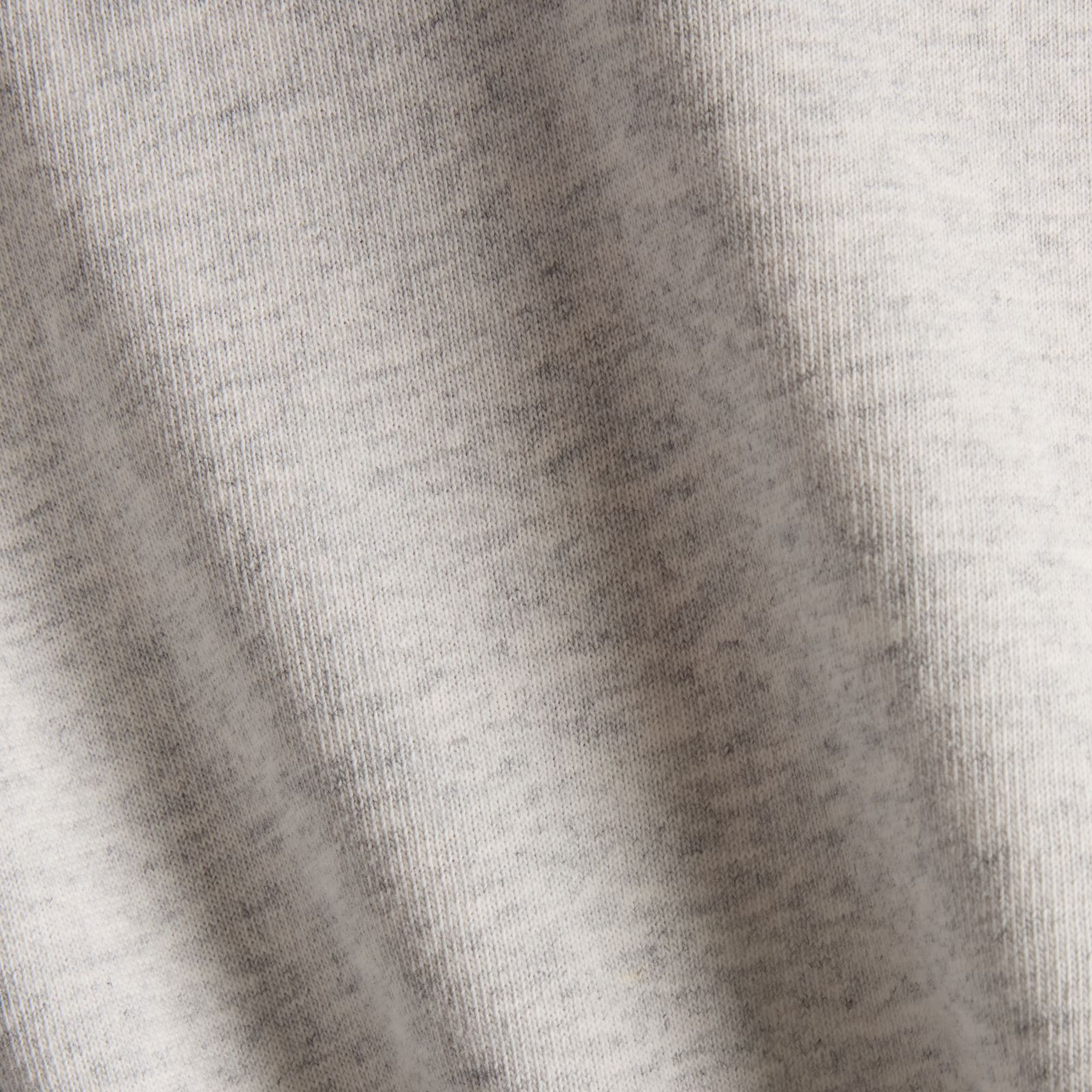 Женские футболки New Balance Athletics Premium Chest Logo Cropped T-Shirt — фото 7