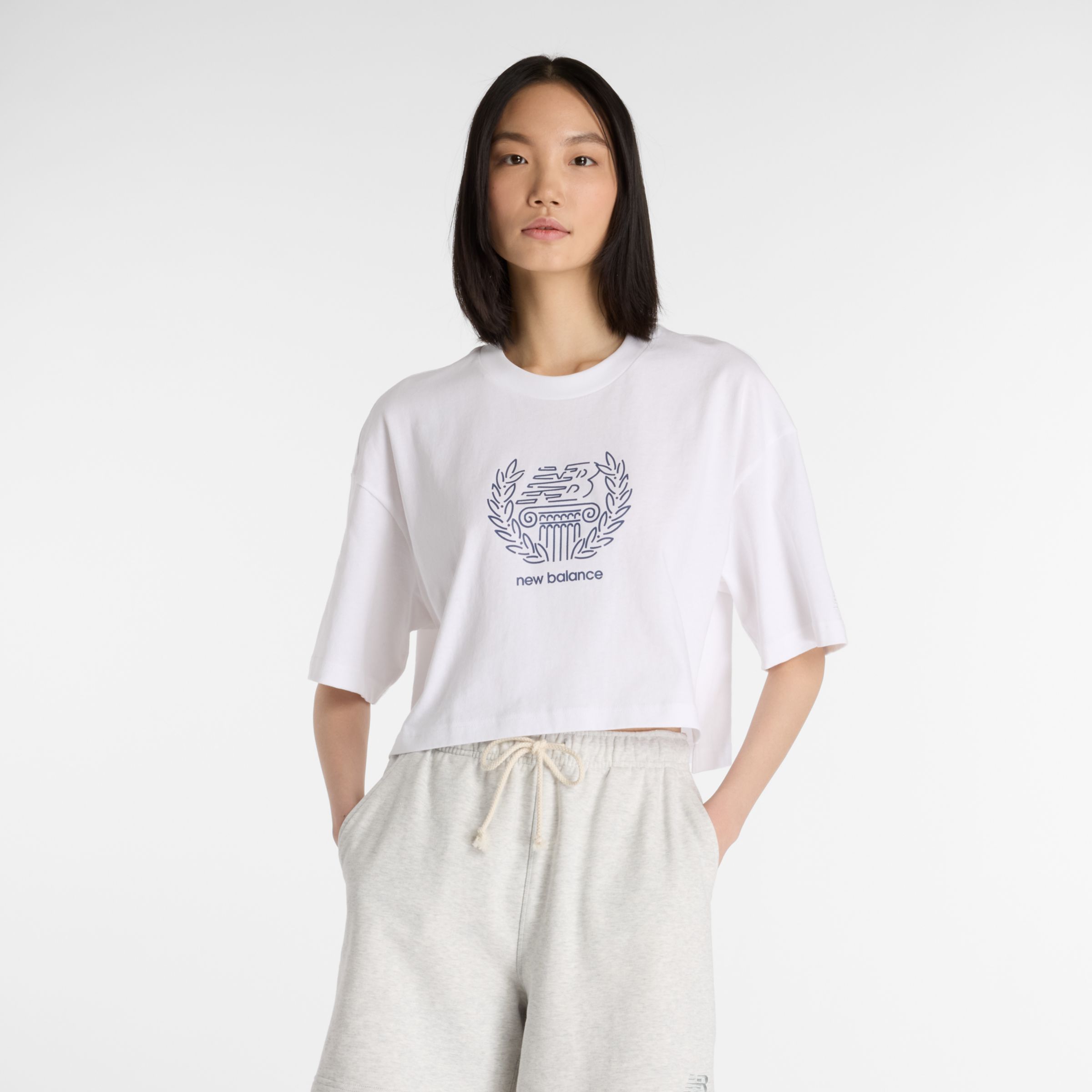 New Balance Women's Debut Sculpture T-Shirt in White Cotton, size Small