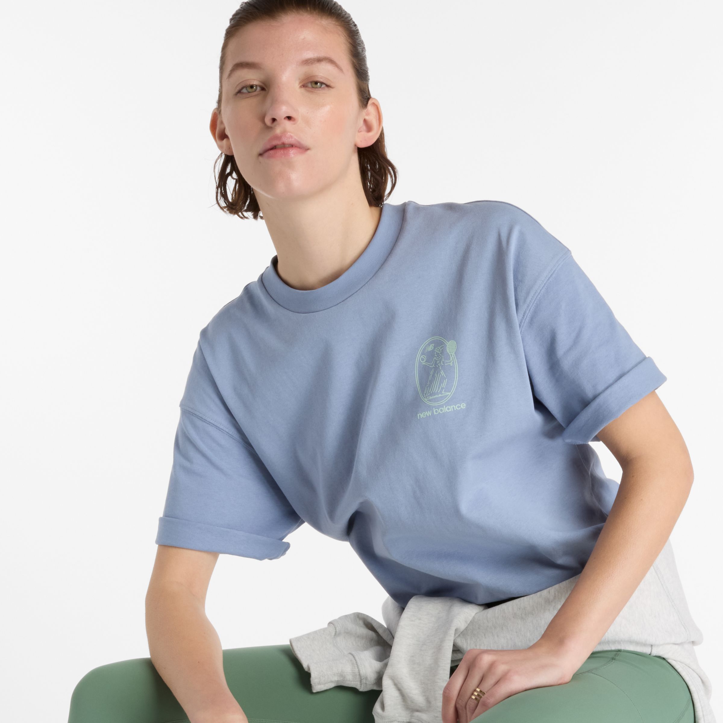 New Balance Women's Debut Vase T-Shirt in Blue Cotton, size Large