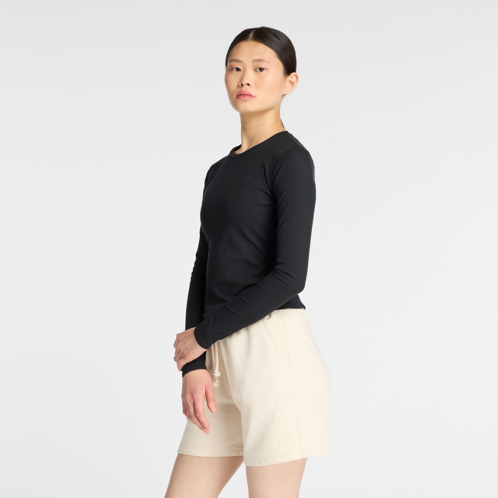 Женские топы New Balance Micro-Rib Long Sleeve — фото 4