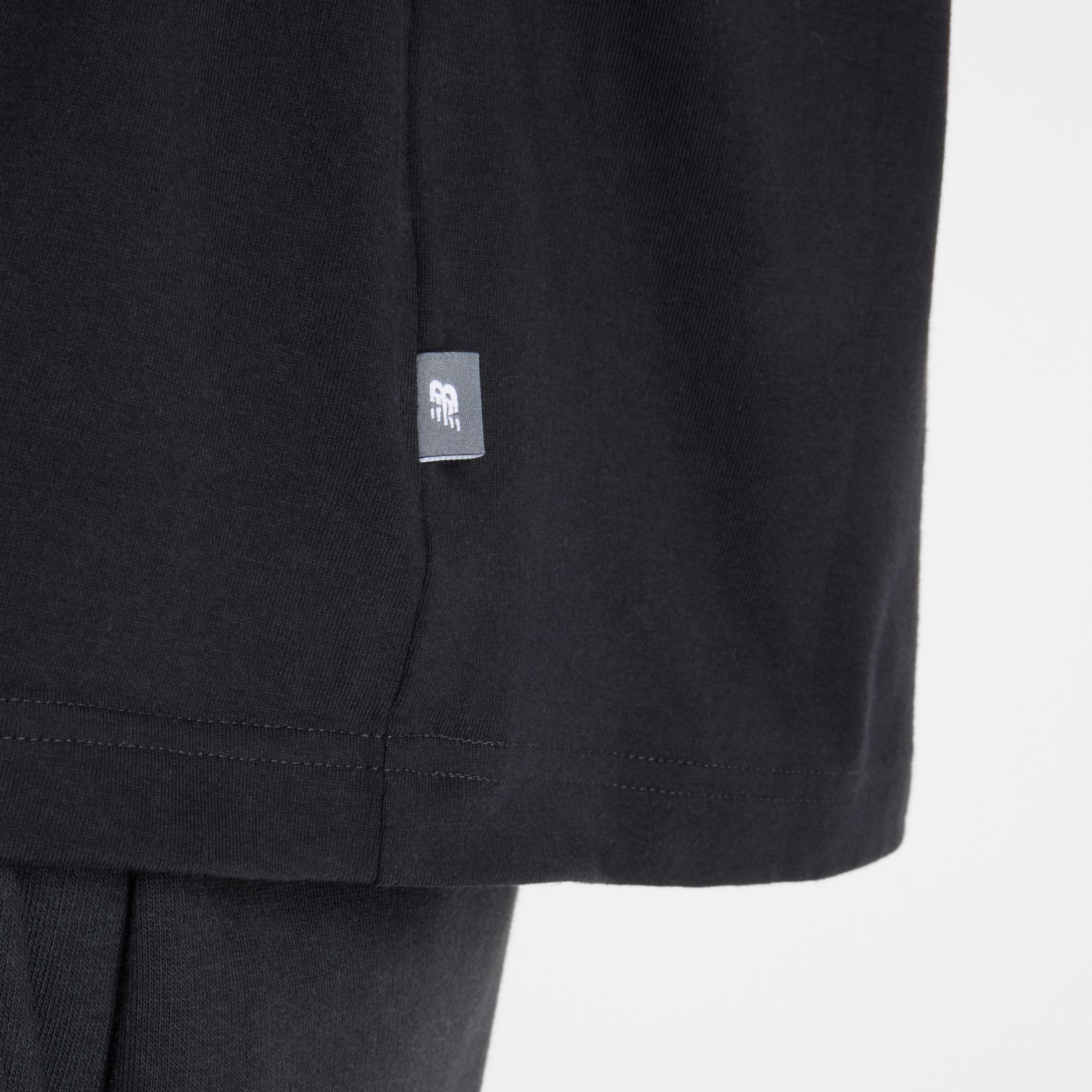 Linear Heritage 加大寬鬆圓領上衣