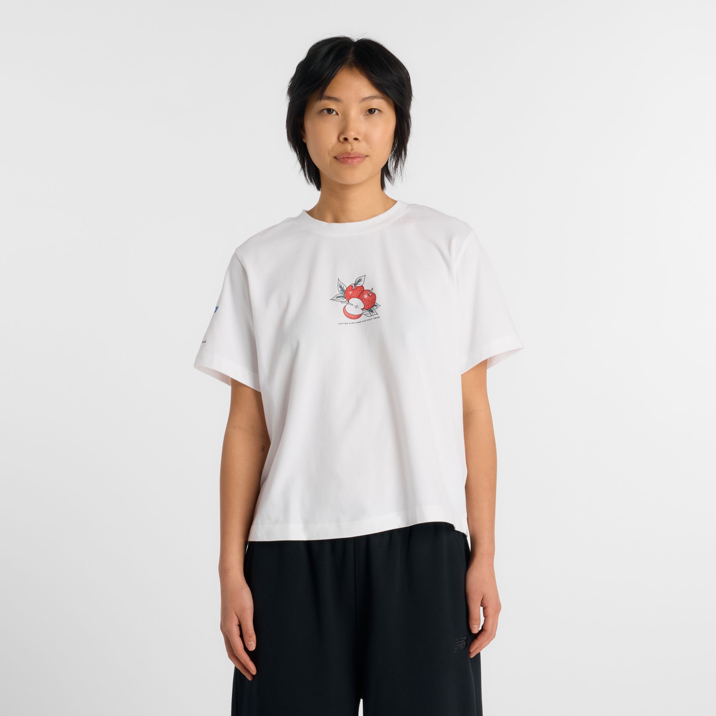 United Airlines NYC Half Women's Graphic T-Shirt - Apple