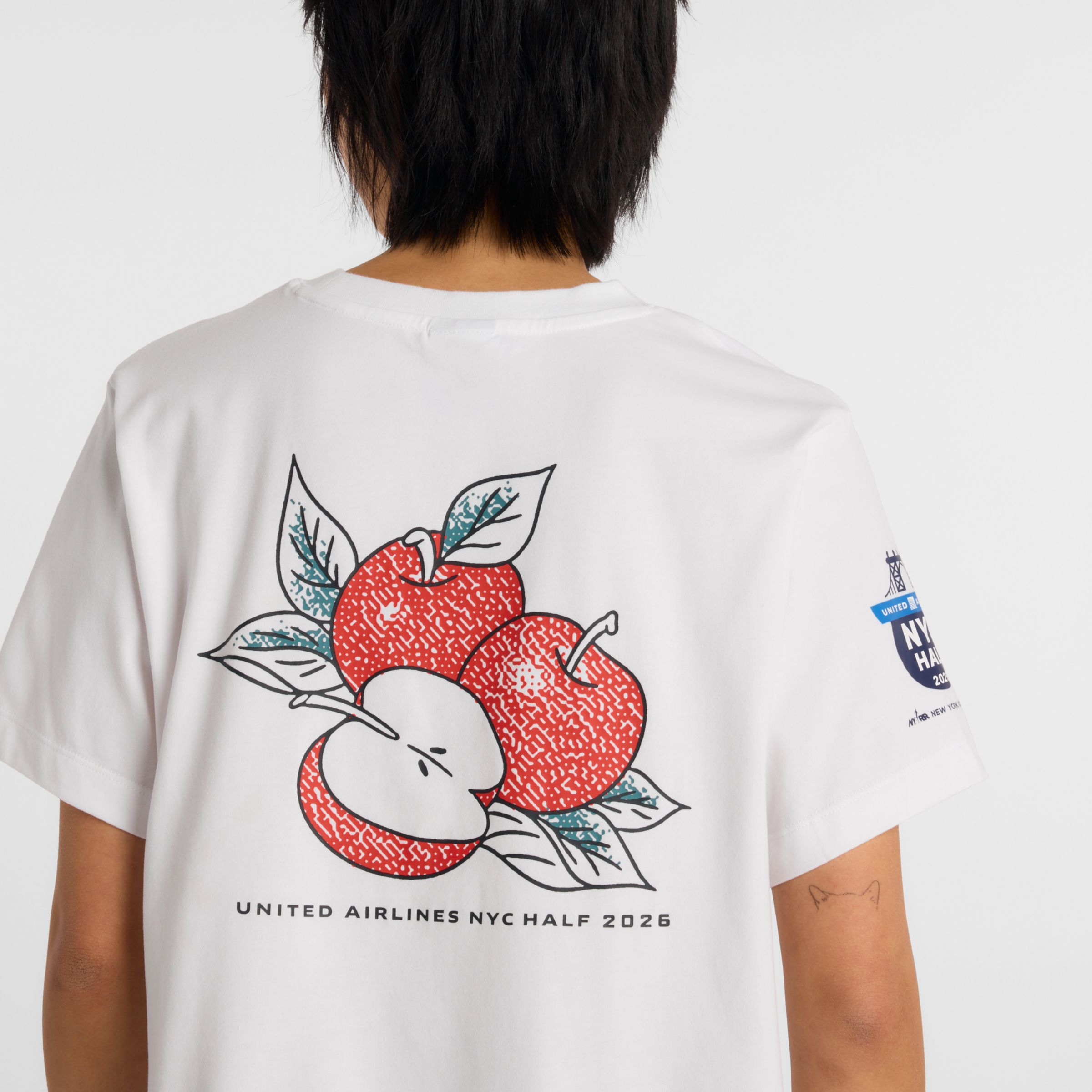United Airlines NYC Half Women's Graphic T-Shirt - Apple