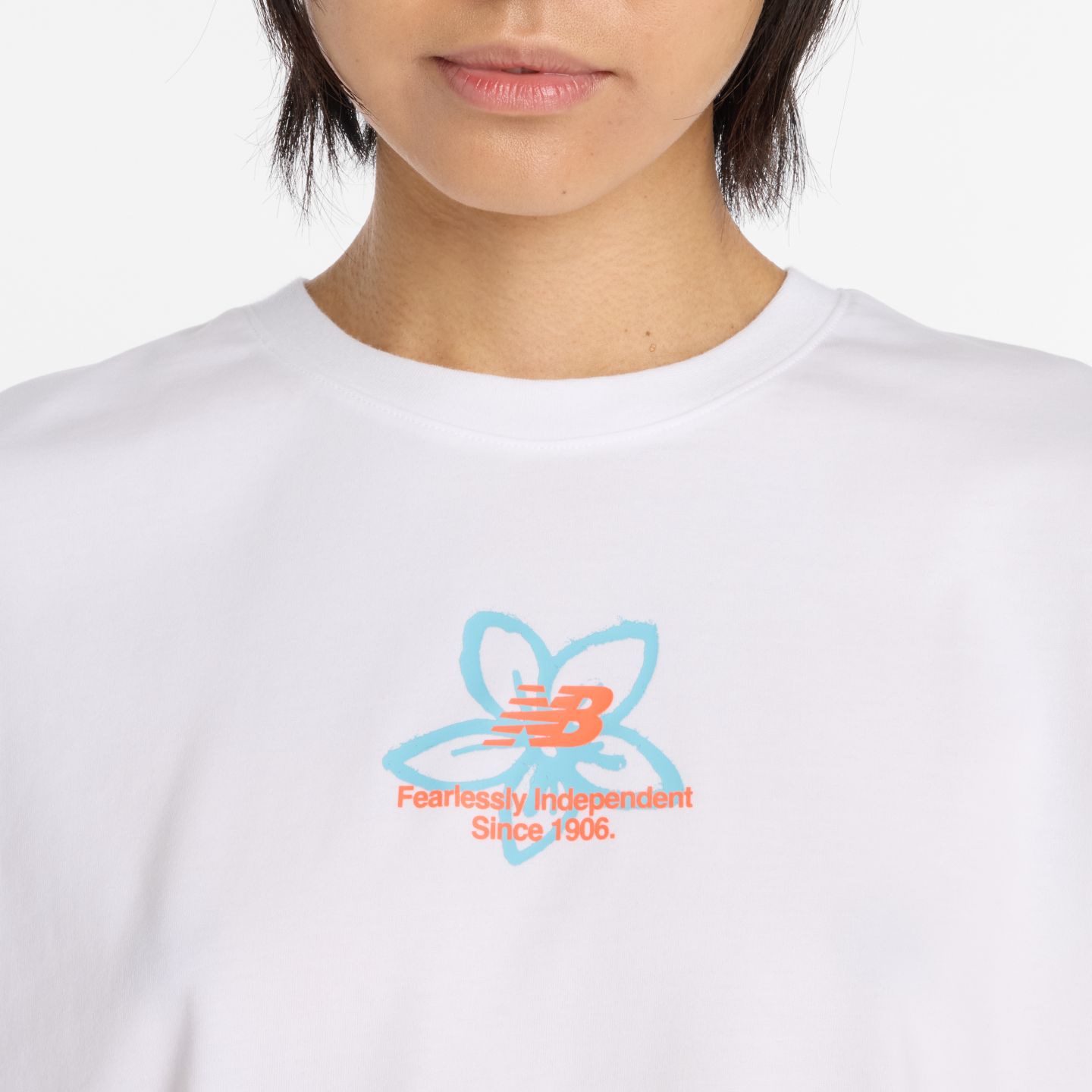 Женская футболка New Balance Boston City Run Relaxed, цвет: Белый — фото 5