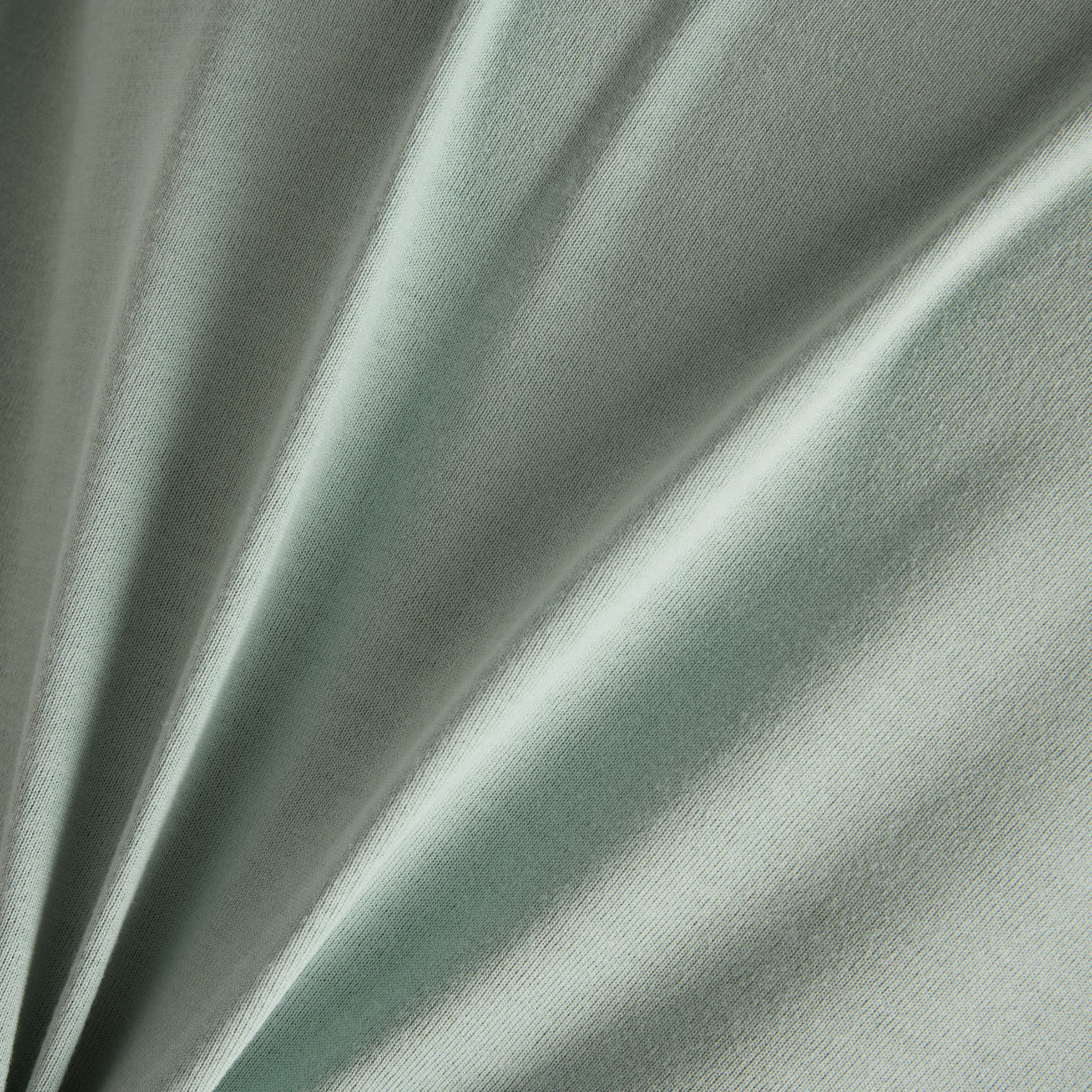 グラフィックTシャツ