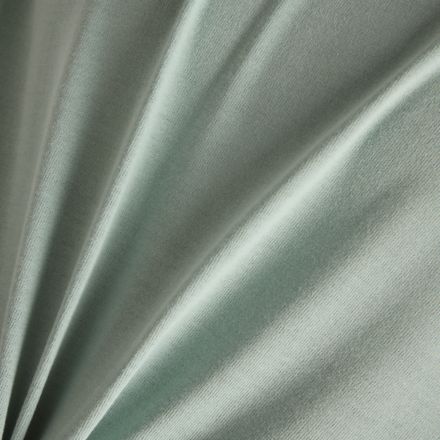 グラフィックTシャツ