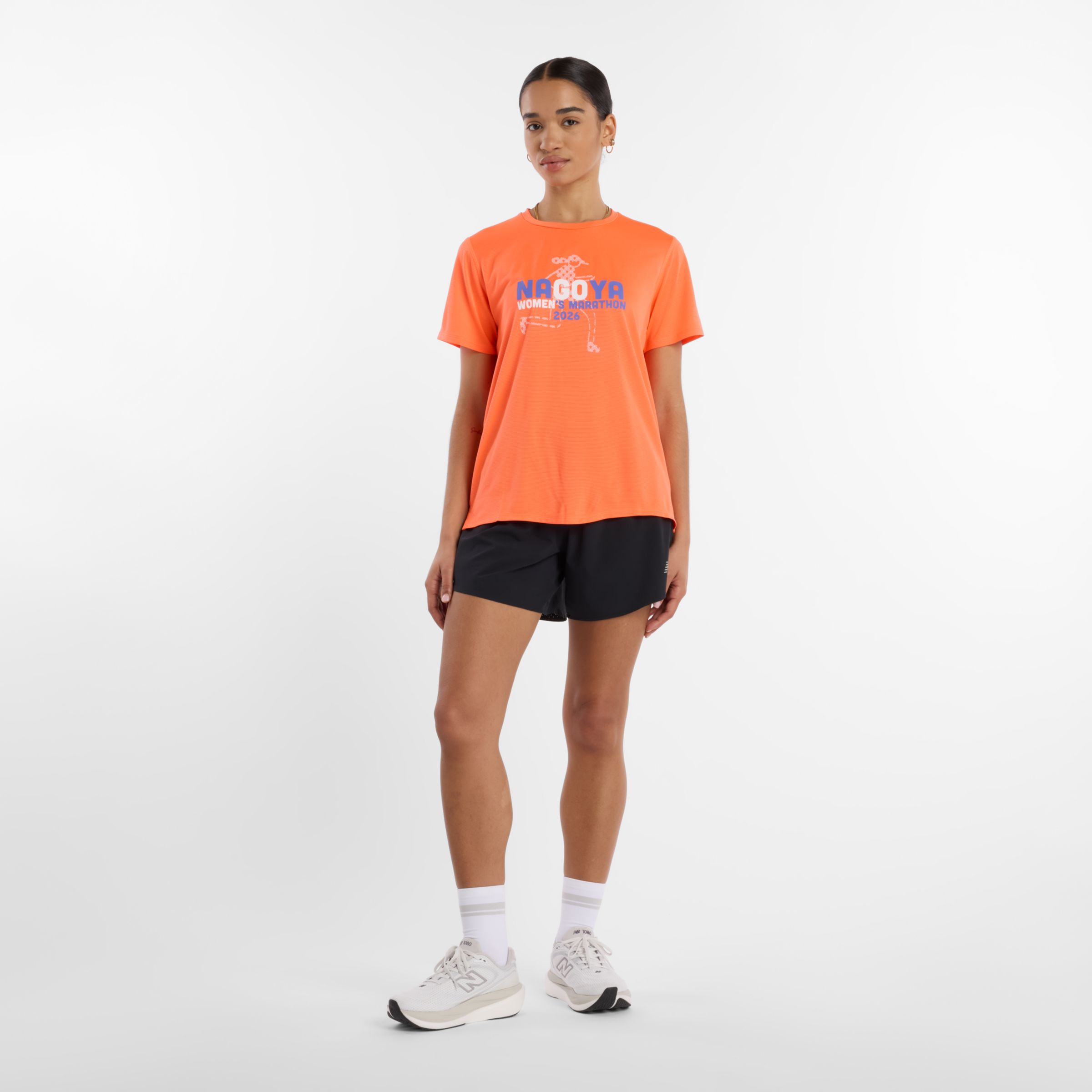 名古屋スポーツエッセンシャルズグラフィックTシャツ1