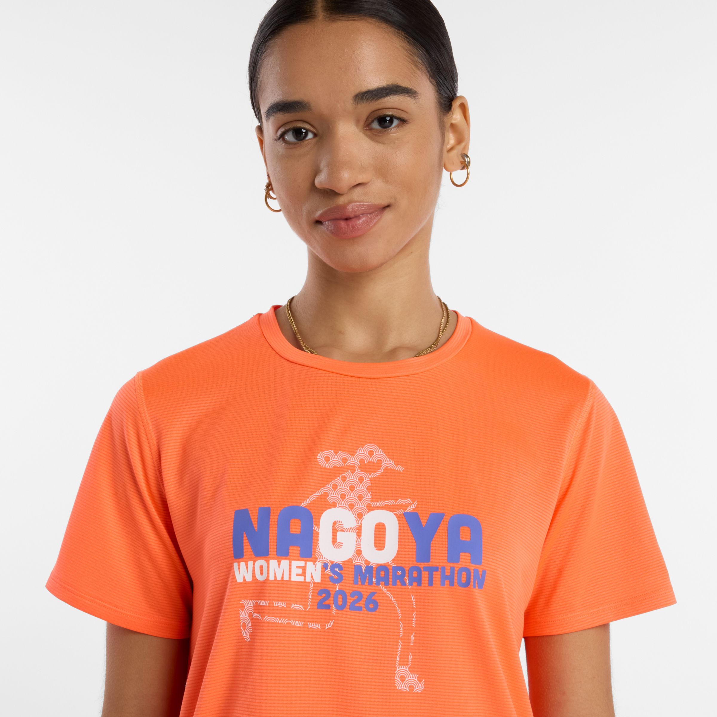 名古屋スポーツエッセンシャルズグラフィックTシャツ1