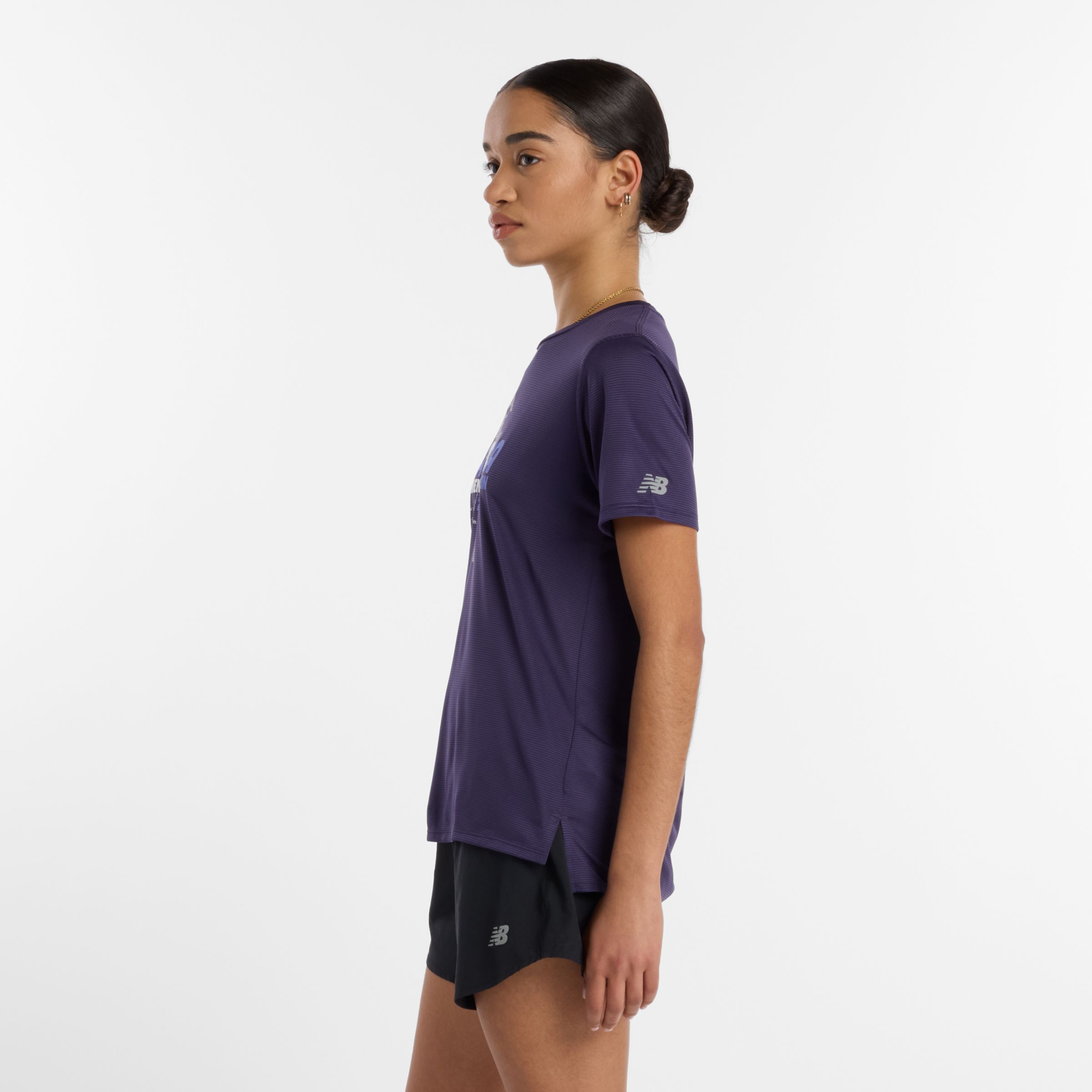 名古屋スポーツエッセンシャルズグラフィックTシャツ1