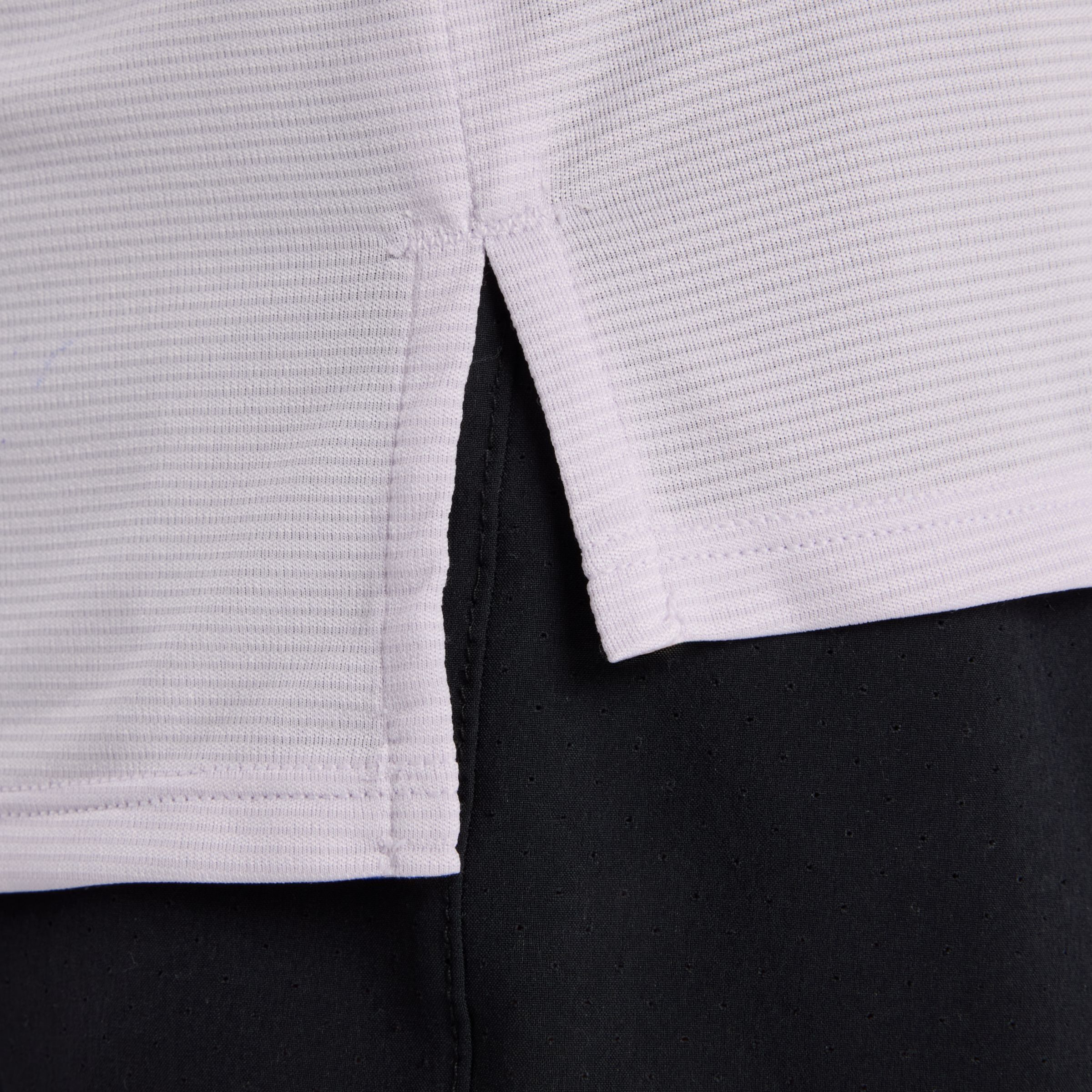 名古屋スポーツエッセンシャルズグラフィックTシャツ1