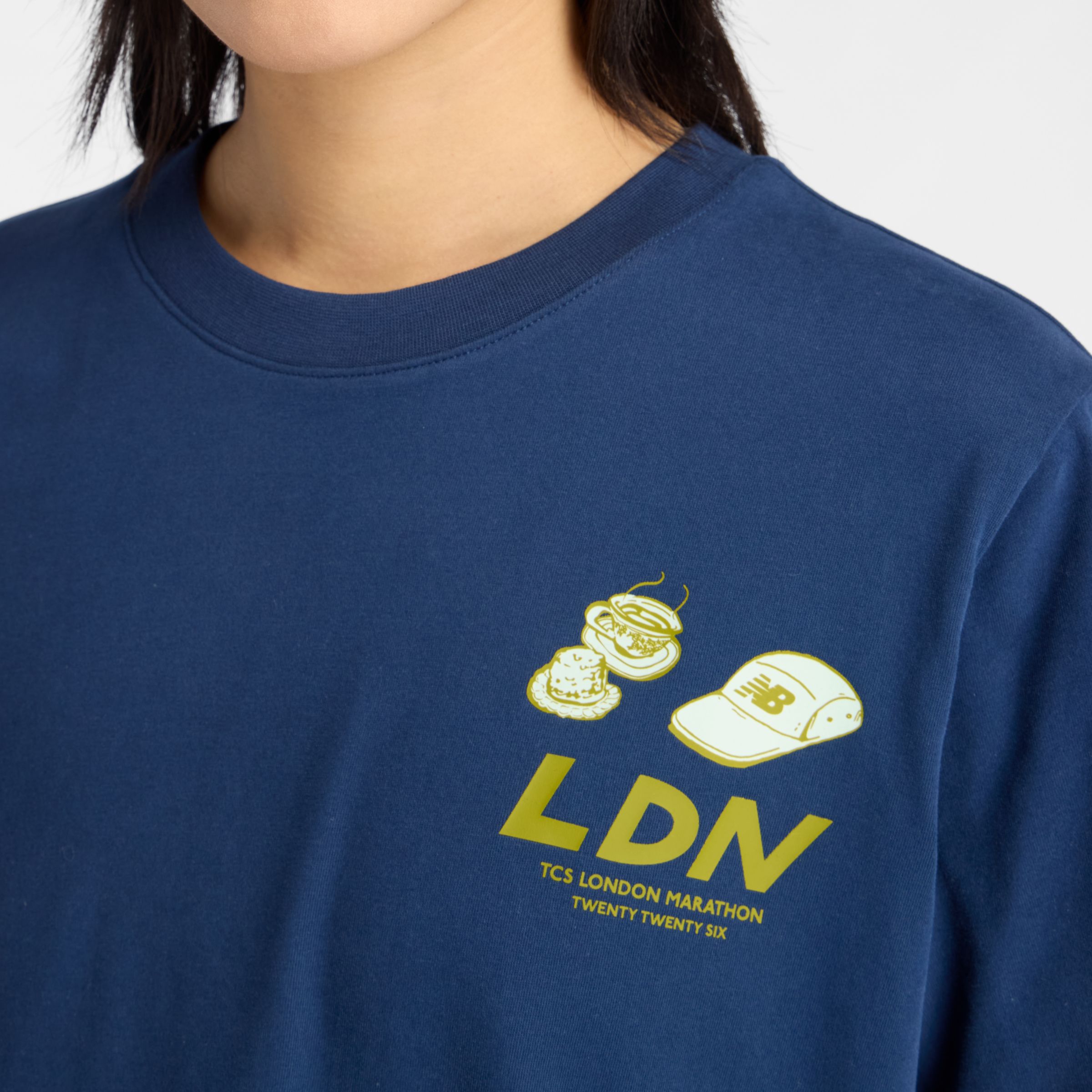 London Edition Oversized Graphic T-Shirt 1