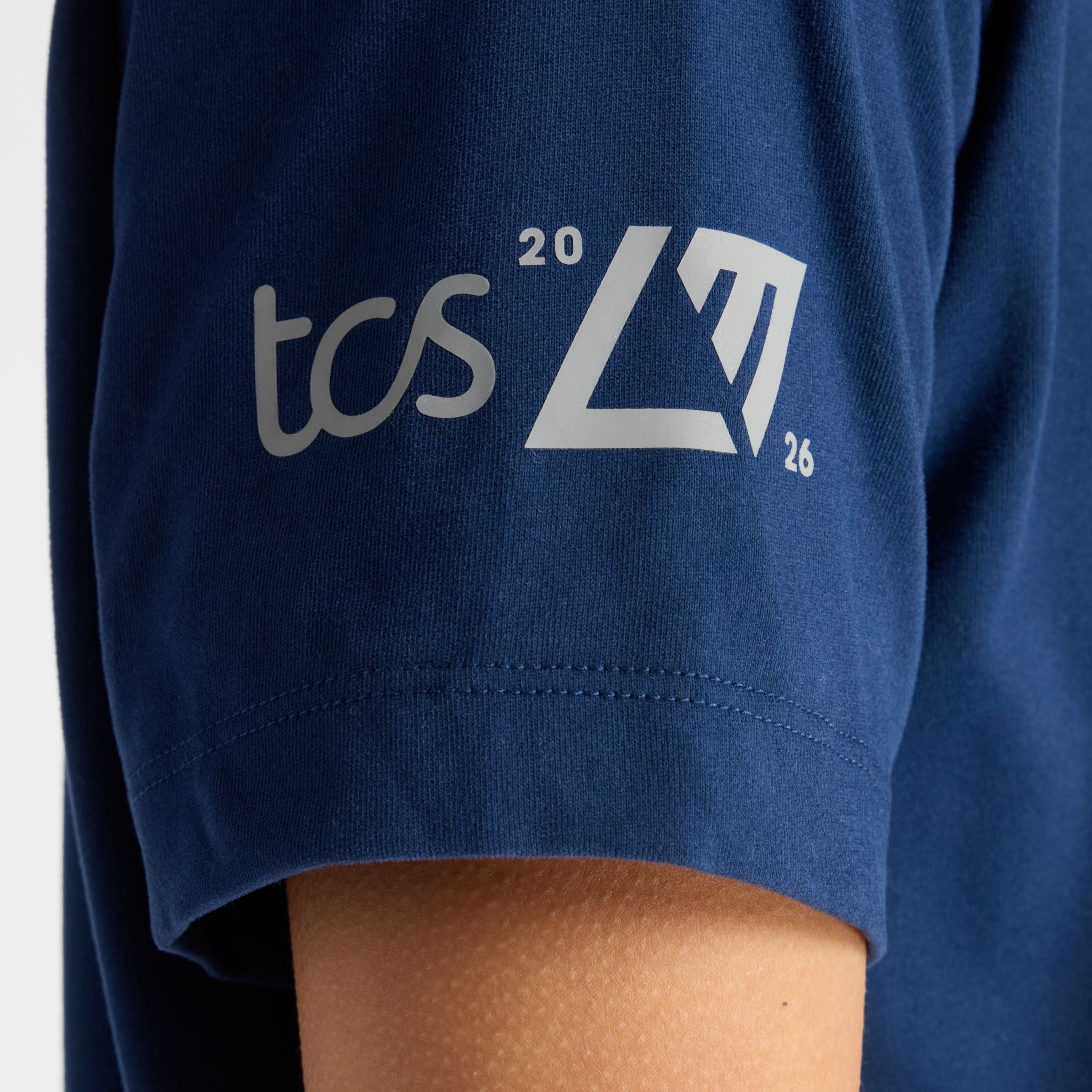 London Edition Oversized Graphic T-Shirt 1