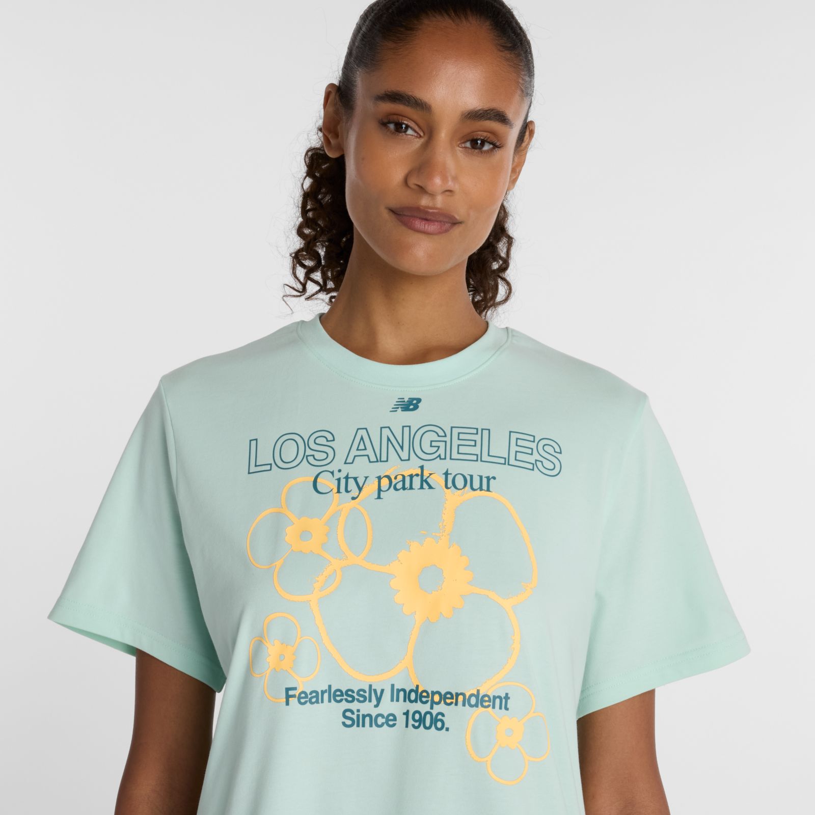 Женские футболки New Balance LA City Run Relaxed T-Shirt — фото 2