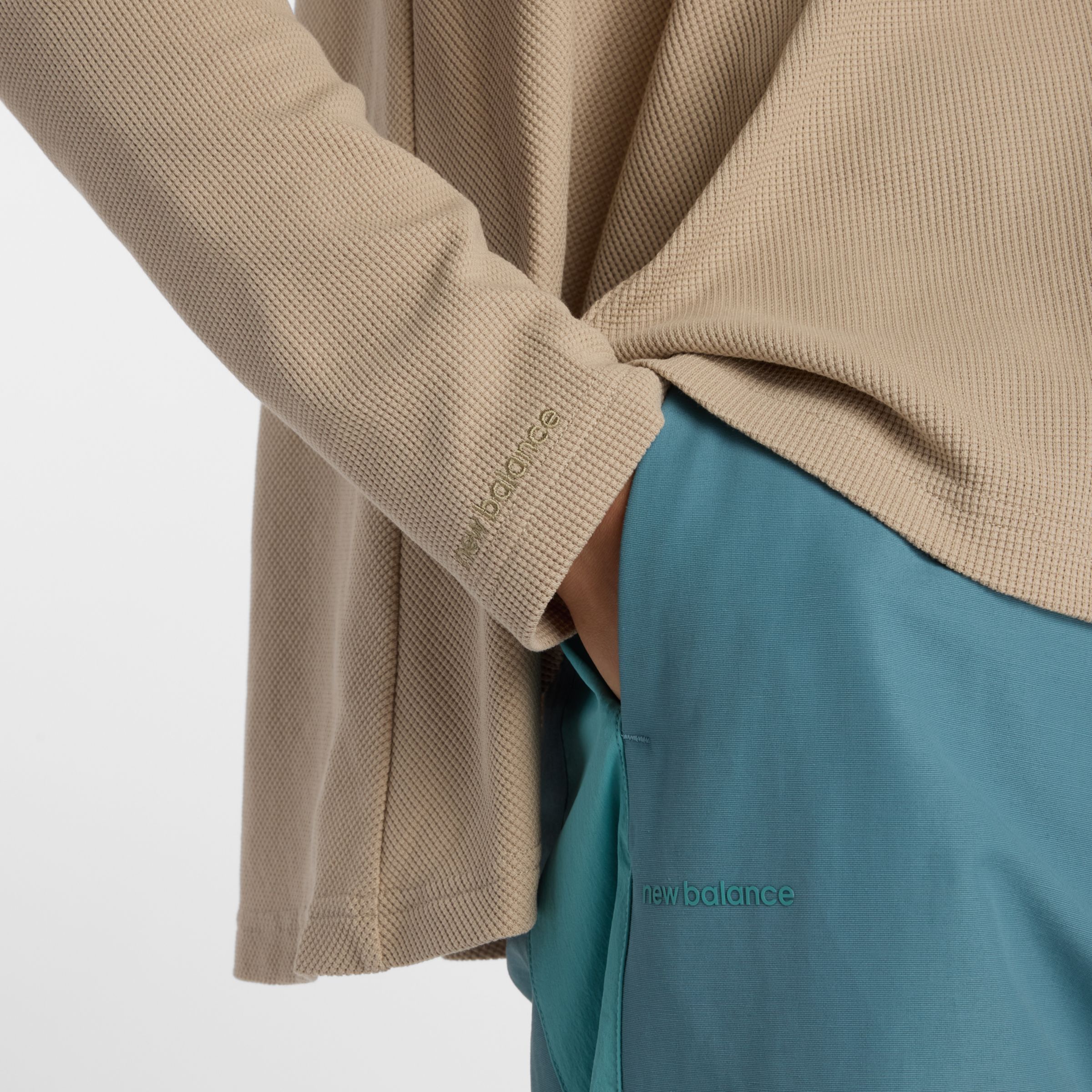 NB GREY ペプラム長袖トップ