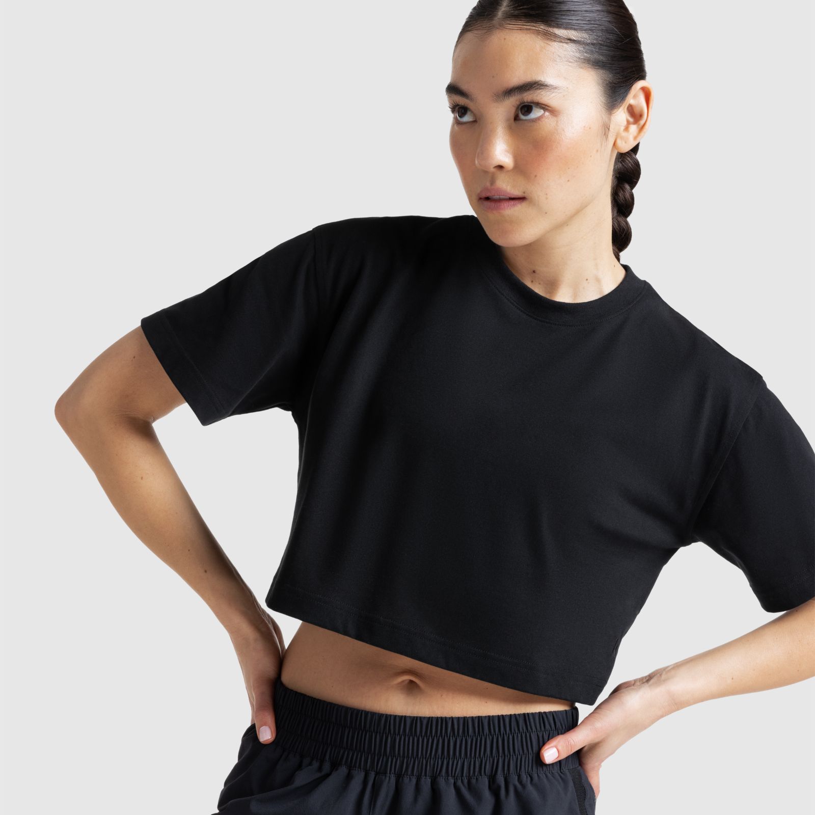 Женский топ New Balance Klutch Athletics Versatile Crop — фото 2