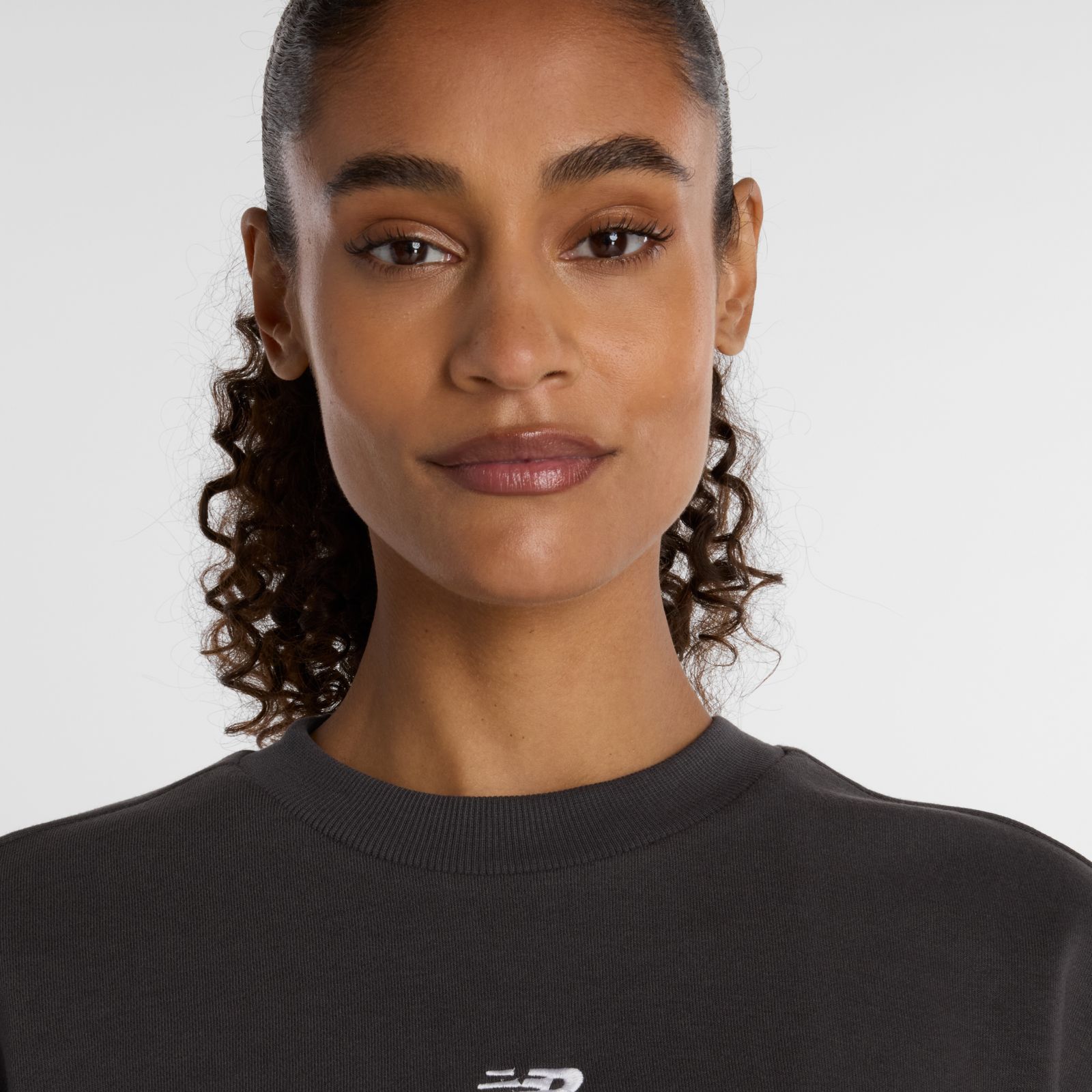 Женские футболки New Balance French Terry T-Shirt — фото 2