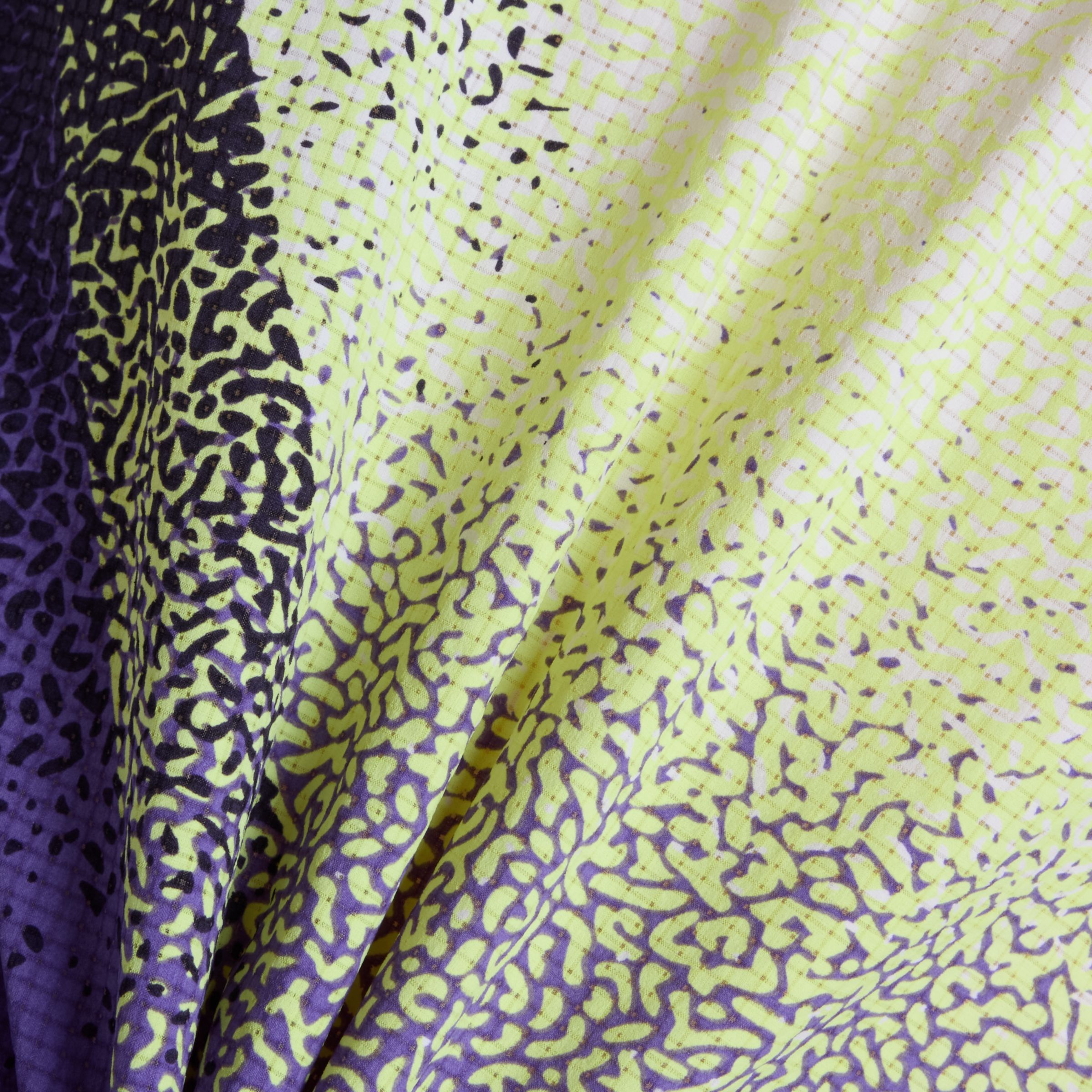 レースデイウルトラライトプリントTシャツ