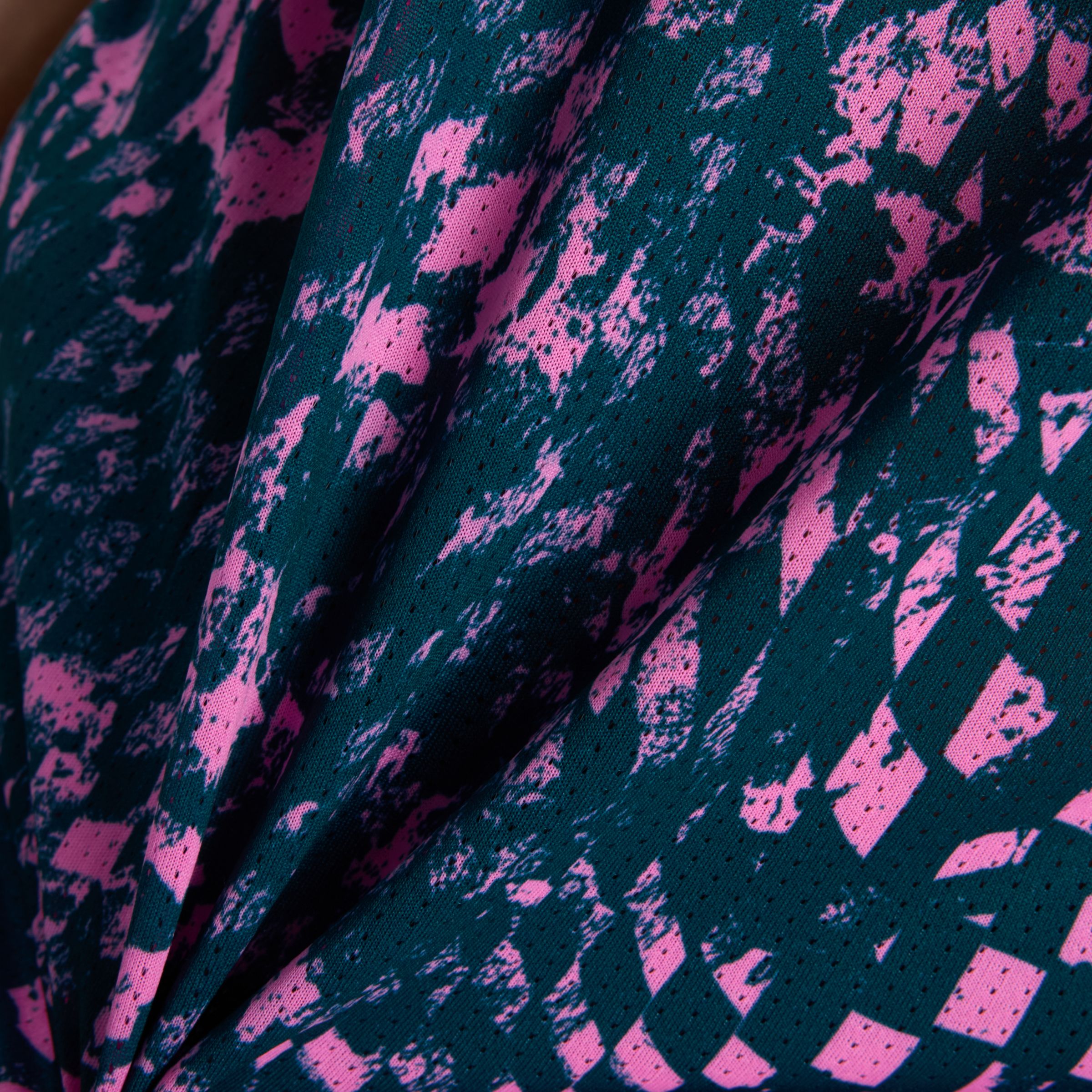 London Edition RC Essential Printed Tank