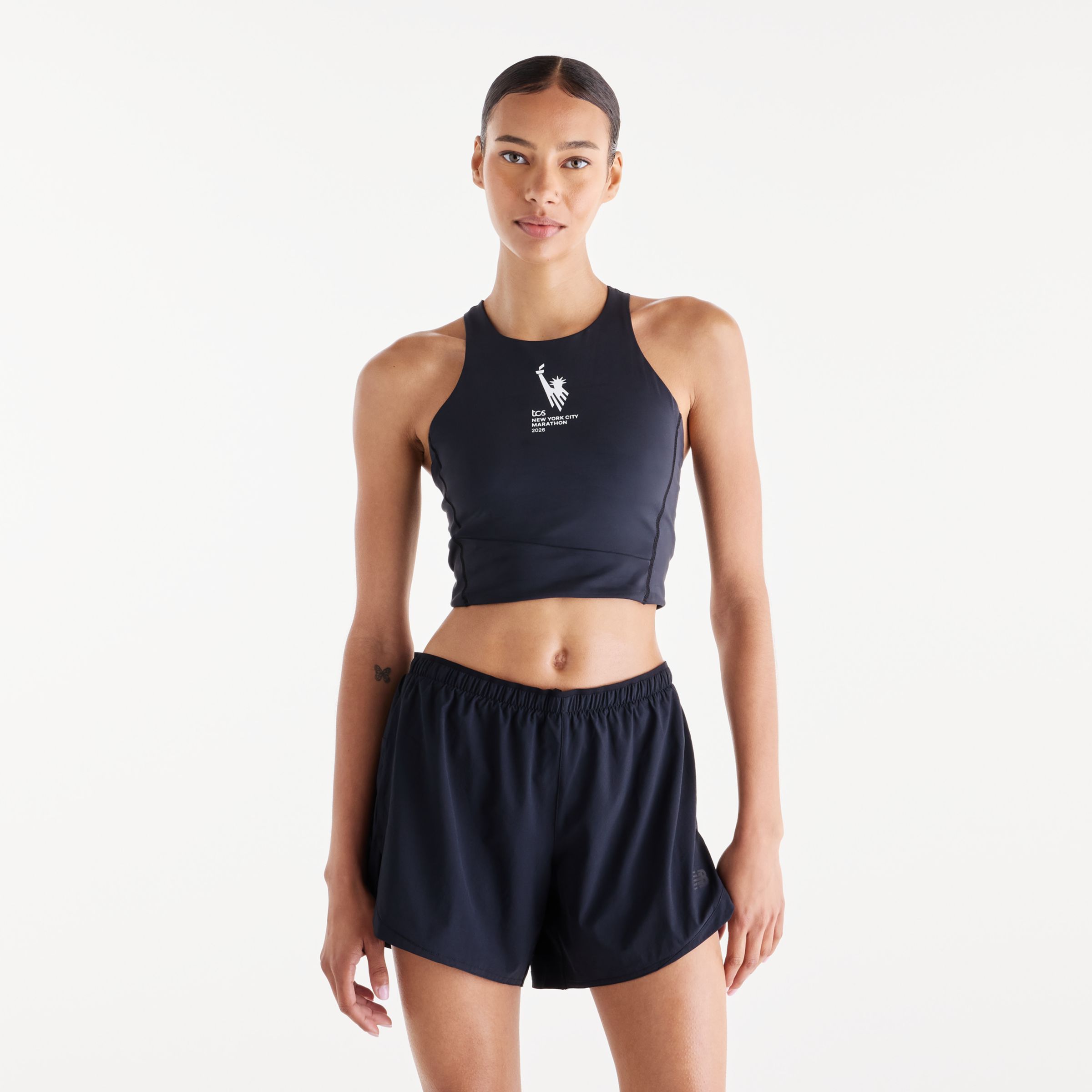 Lola is wearing size S and is 5'8"/172.72cm. Chest: 31.5"/80.01cm, Waist: 25.5"/64.77cm, Hips: 36"/91.44cm