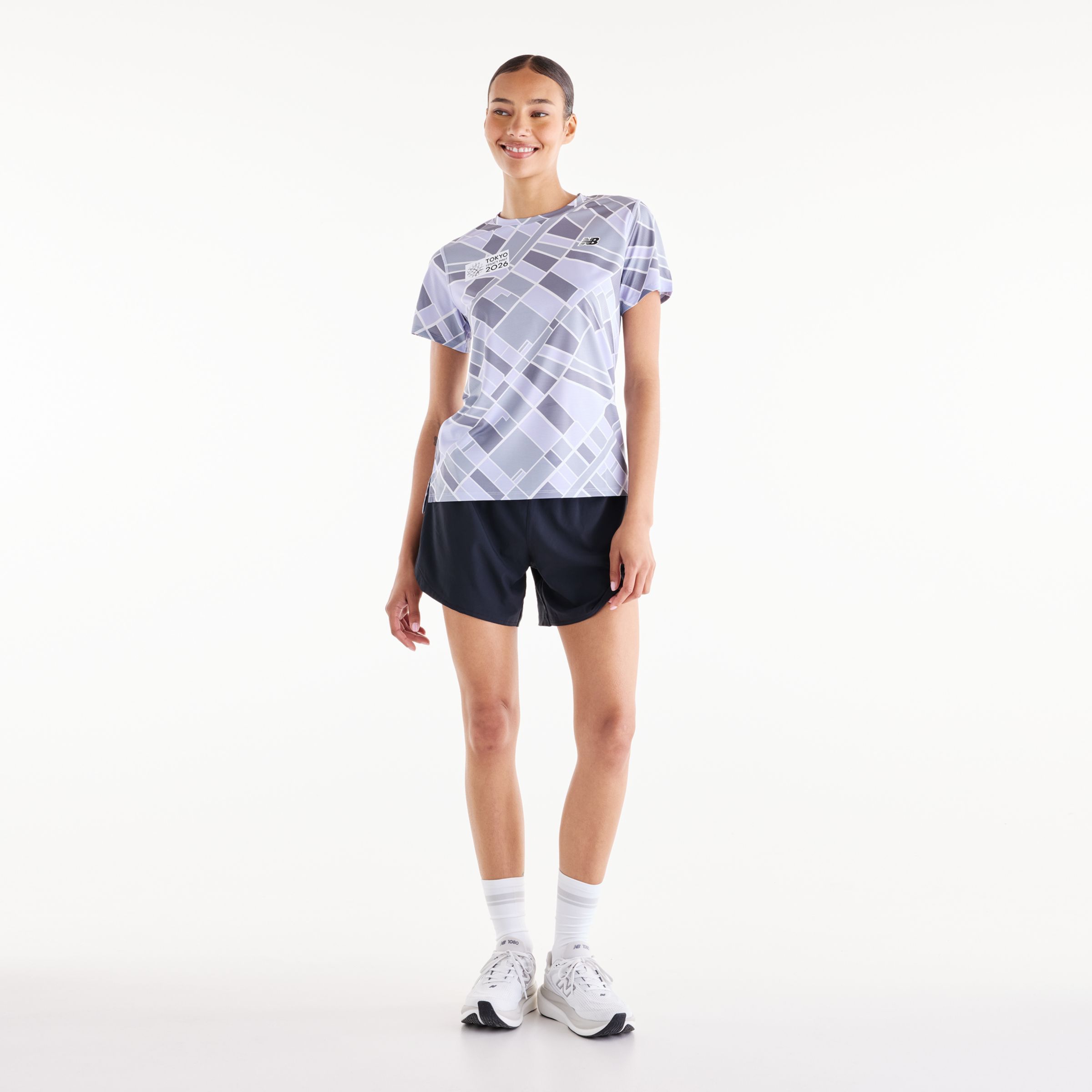 Lola is wearing size S and is 5'8"/172.72cm. Chest: 31.5"/80.01cm, Waist: 25.5"/64.77cm, Hips: 36"/91.44cm