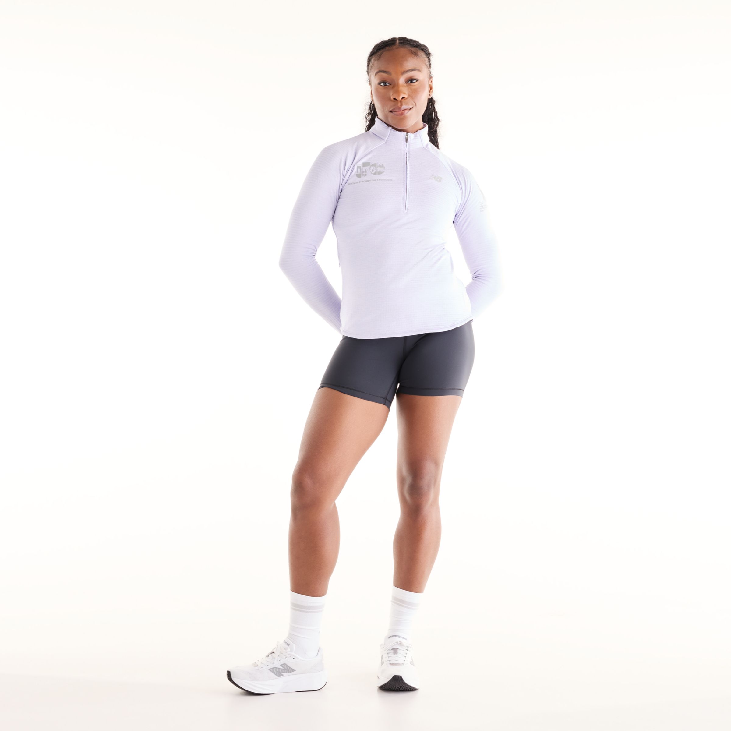 Isio-Maya is wearing size S and is 5'8"/172.72cm. Chest: 34"/86.36cm, Waist: 27.5"/69.85cm, Hips: 39"/99.06cm