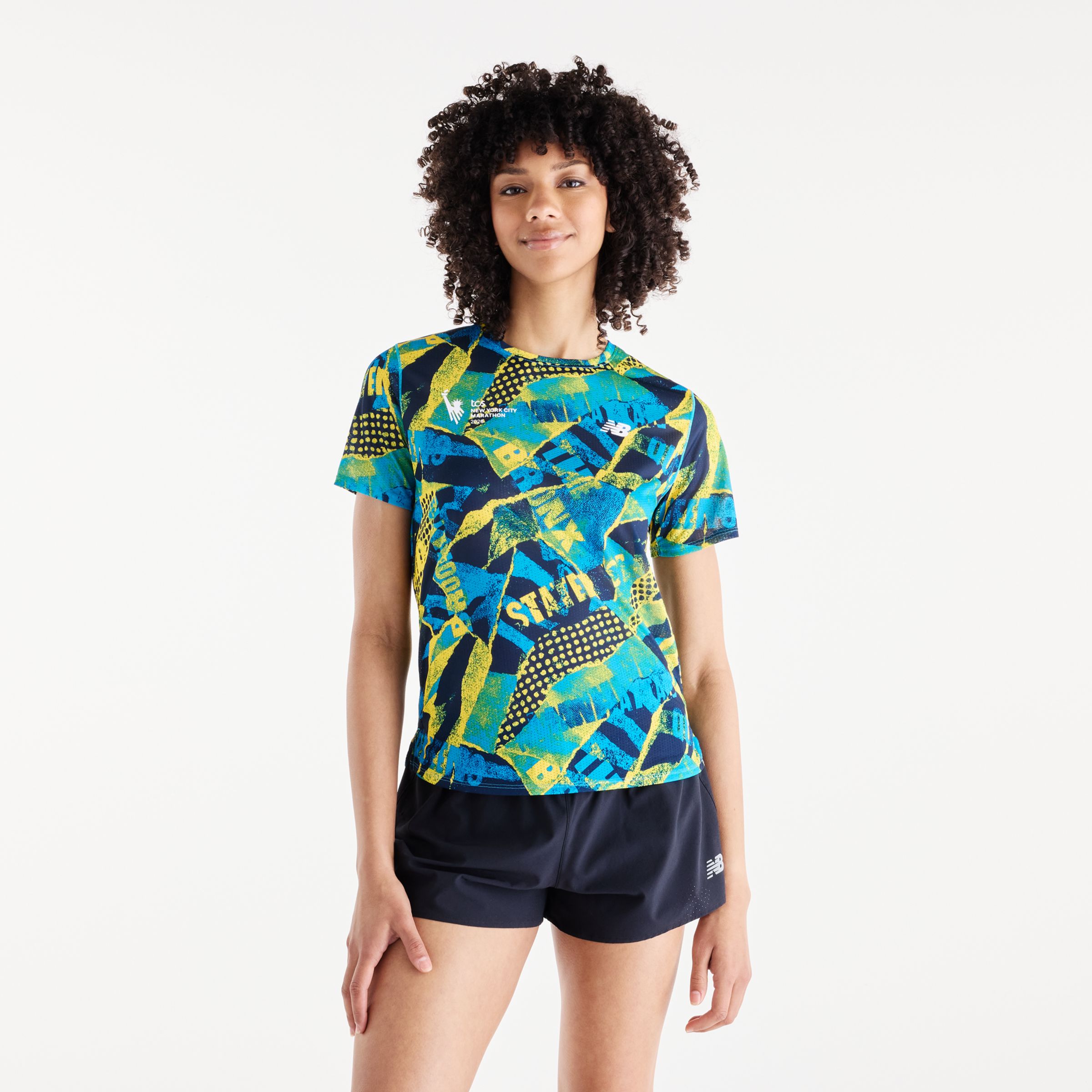 Payton is wearing size S and is 31"/45cm. Chest: 31" / 79 cm, Waist: 24.5" / 62 cm, Hips: 37" / 94 cm