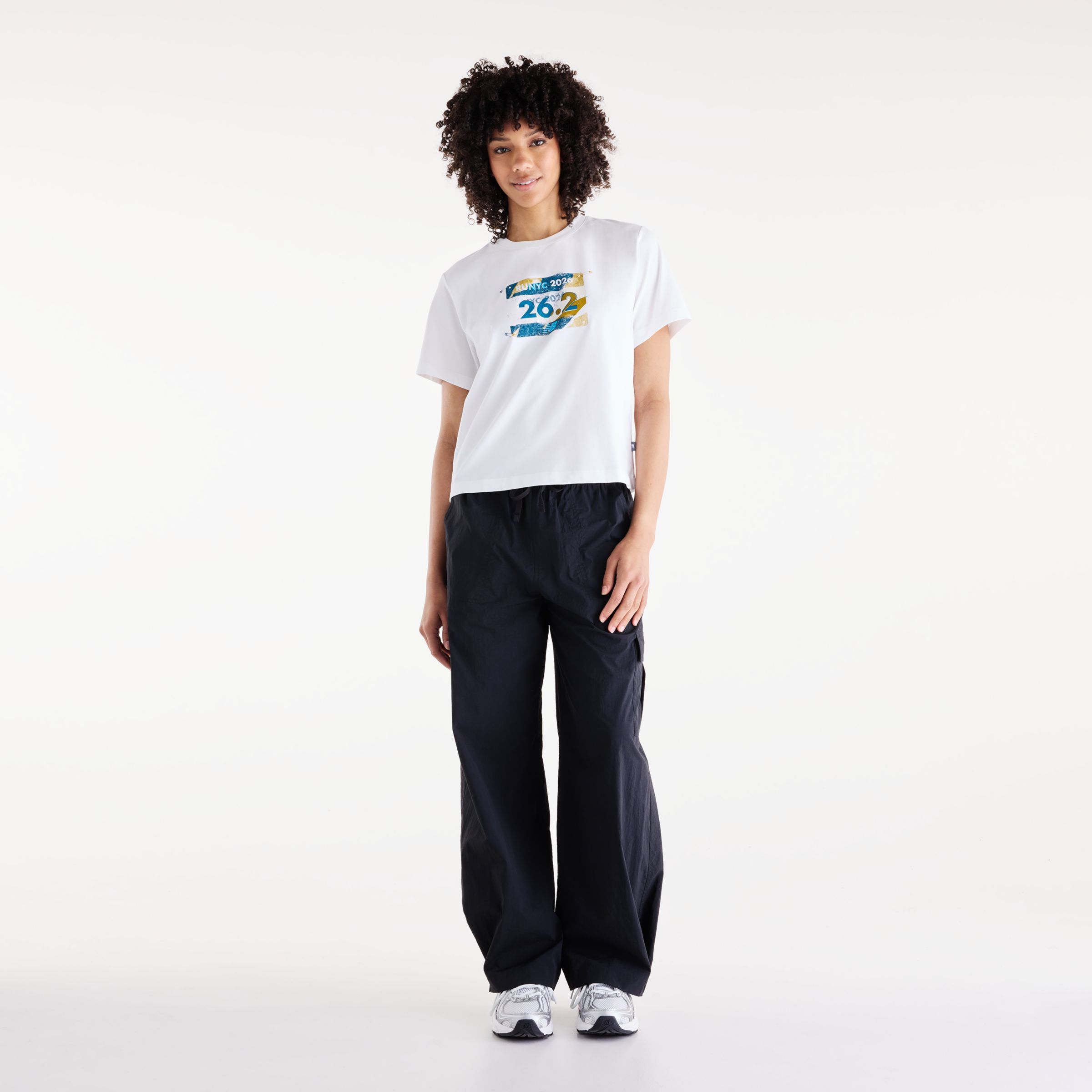 Payton is wearing size S and is 31"/45cm. Chest: 31" / 79 cm, Waist: 24.5" / 62 cm, Hips: 37" / 94 cm