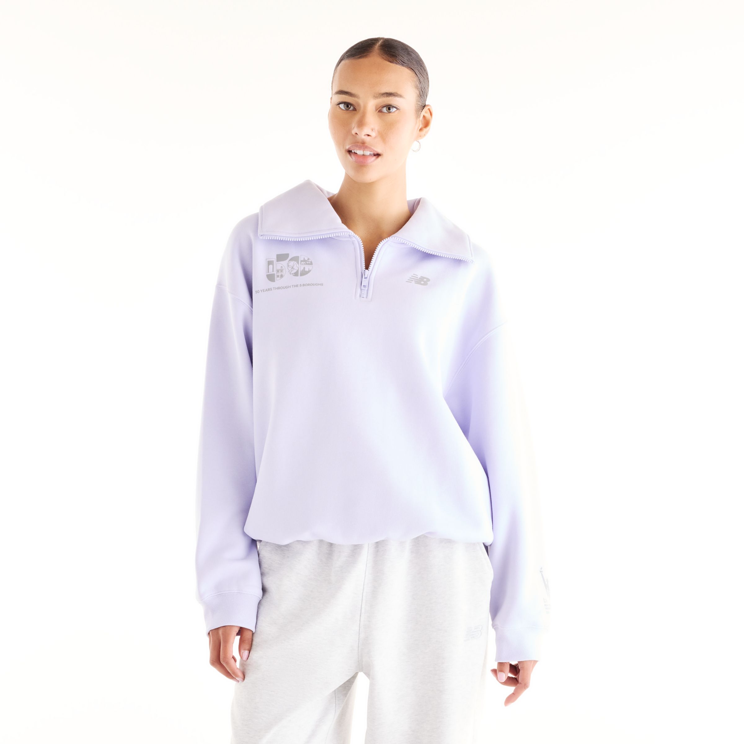 Lola is wearing size S and is 5'8"/172.72cm. Chest: 31.5"/80.01cm, Waist: 25.5"/64.77cm, Hips: 36"/91.44cm