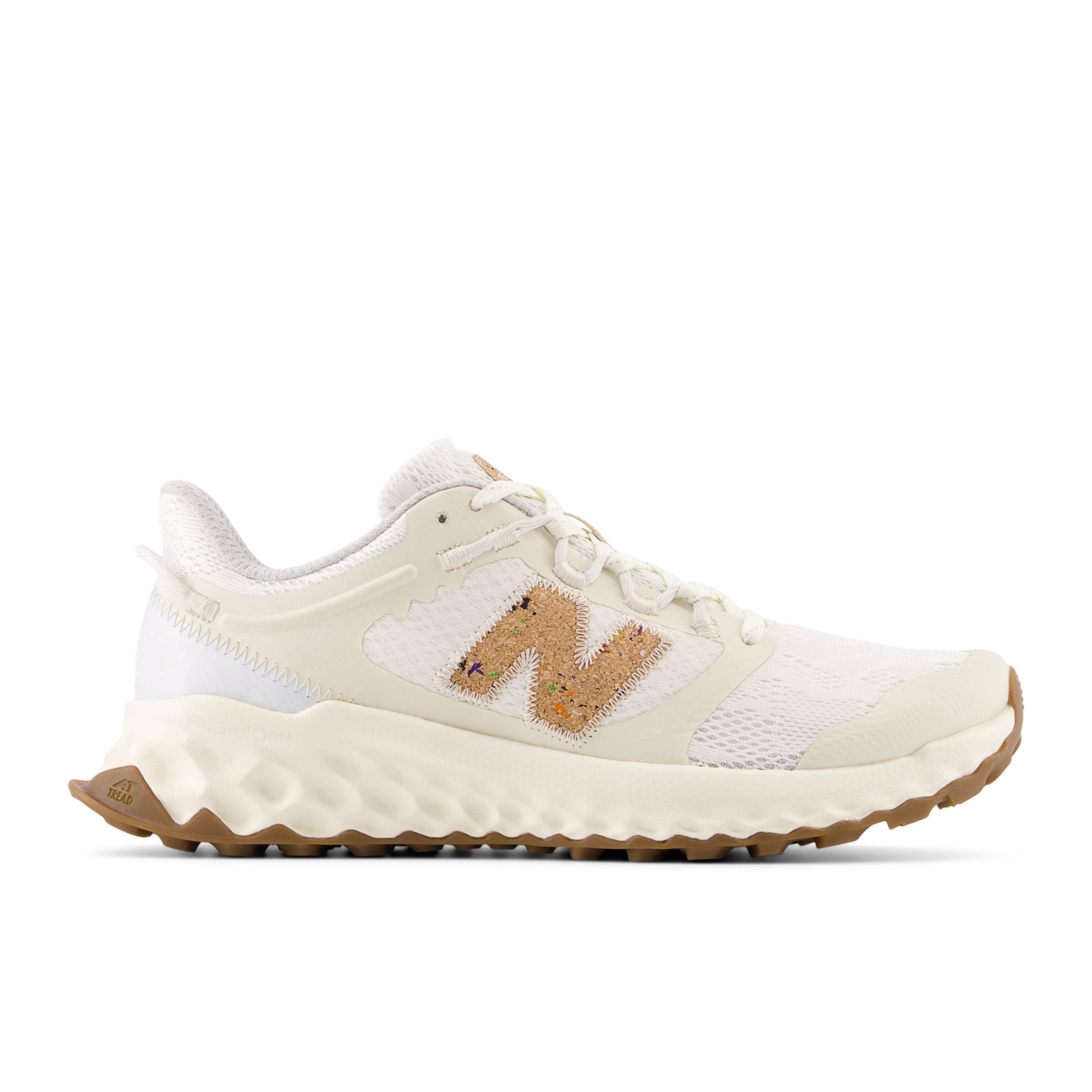 New Balance Women's Fresh Foam Garoé - White/Beige/Brown - WTGAROEU