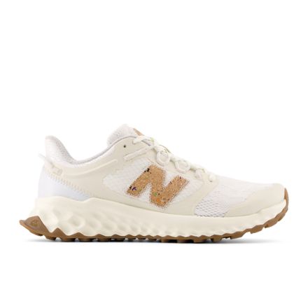 뉴발란스 New Balance Fresh Foam Garoe,Sea Salt with Linen and Cork