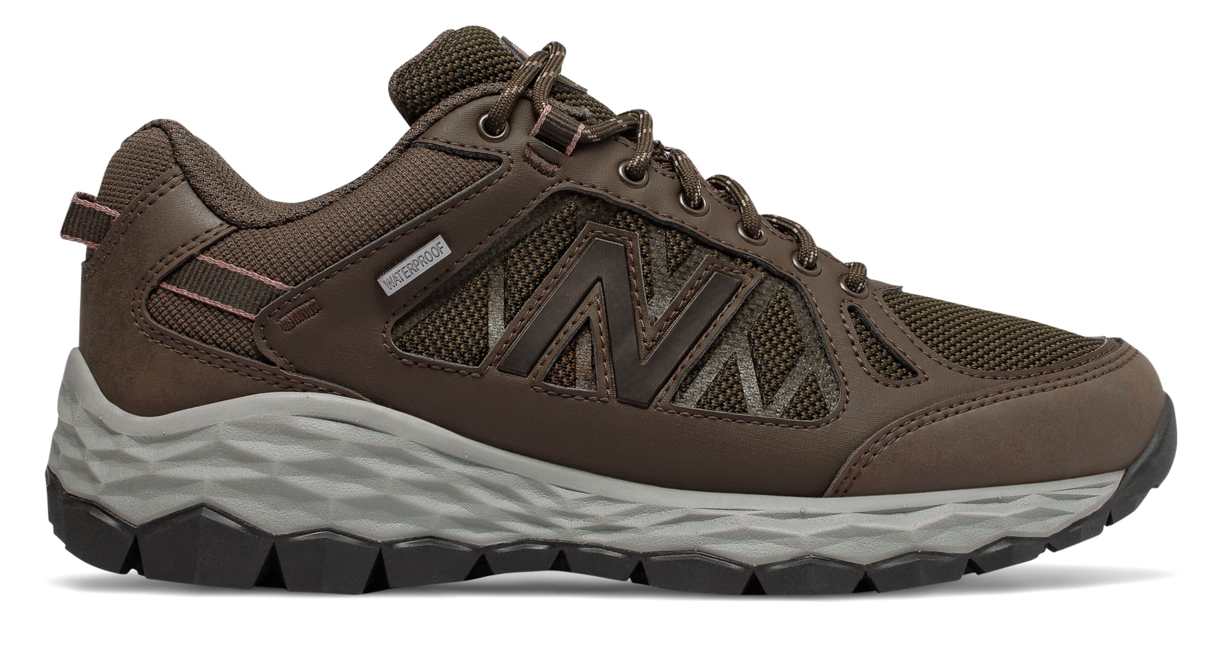 new balance hiking boots women's