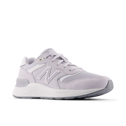 Fresh Foam Walking 880 v7