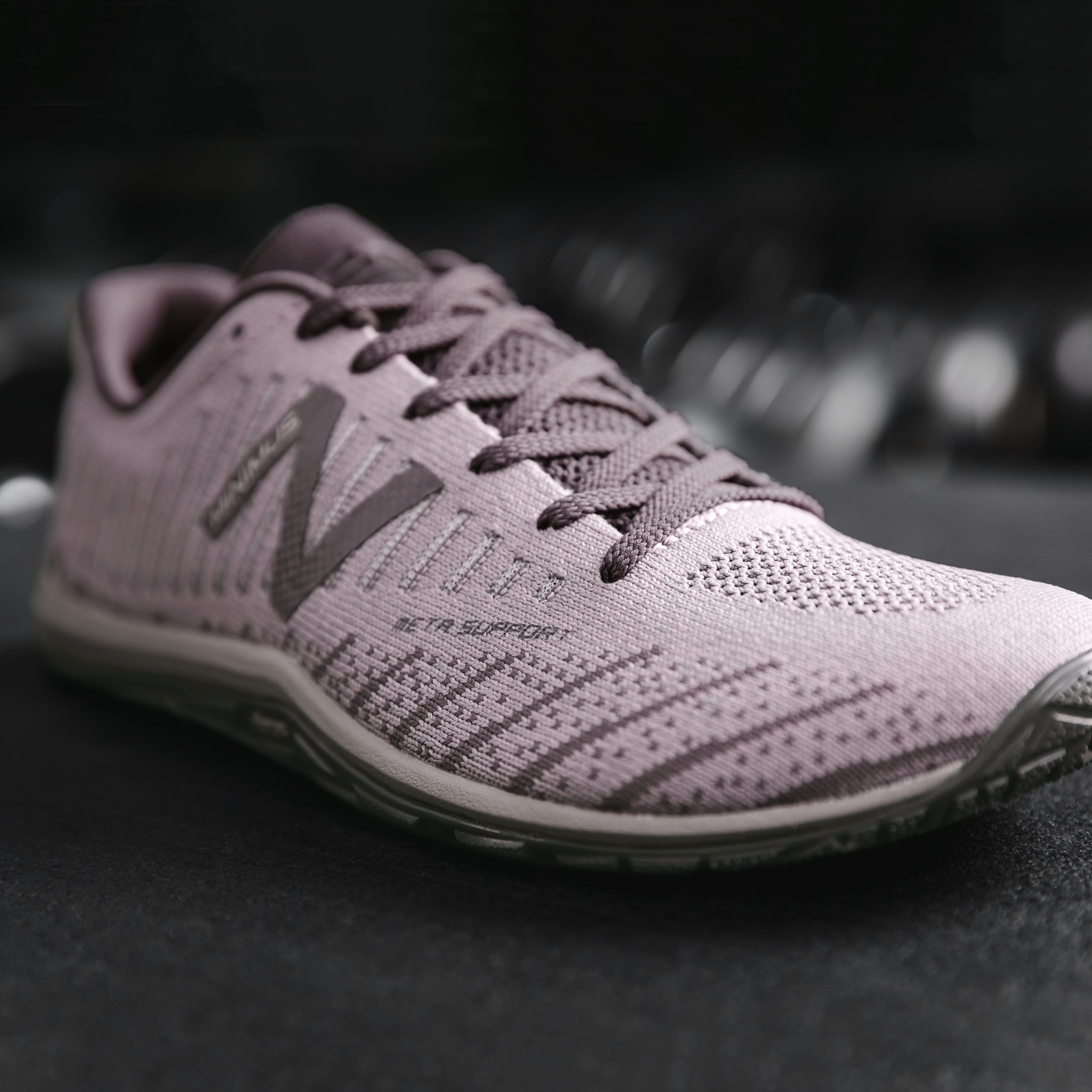 new balance women's 20v7 minimus cross trainer shoe