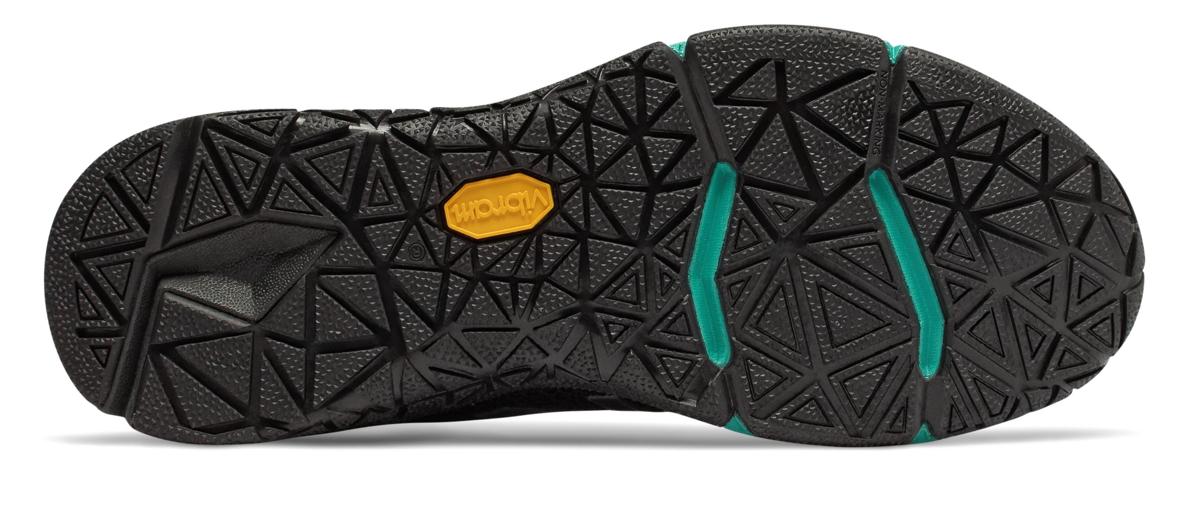 new balance minimus 40 training shoes