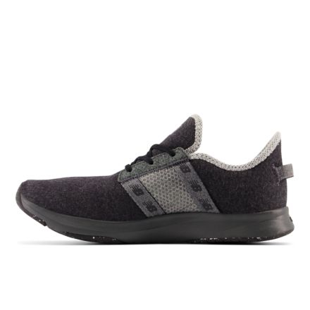 Women's Dynasoft Nergize v3 Shoes - New Balance