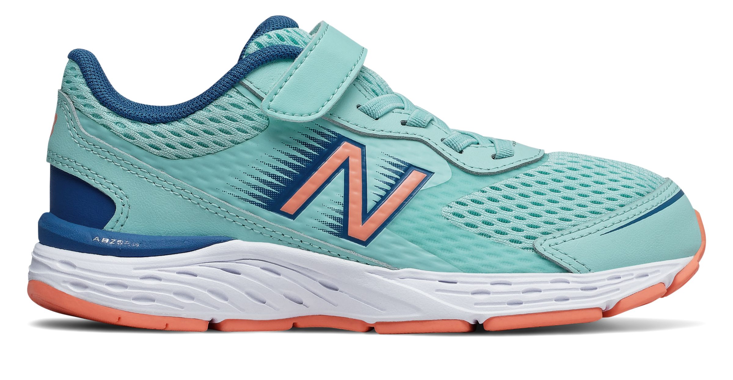 sneakers that come in wide widths